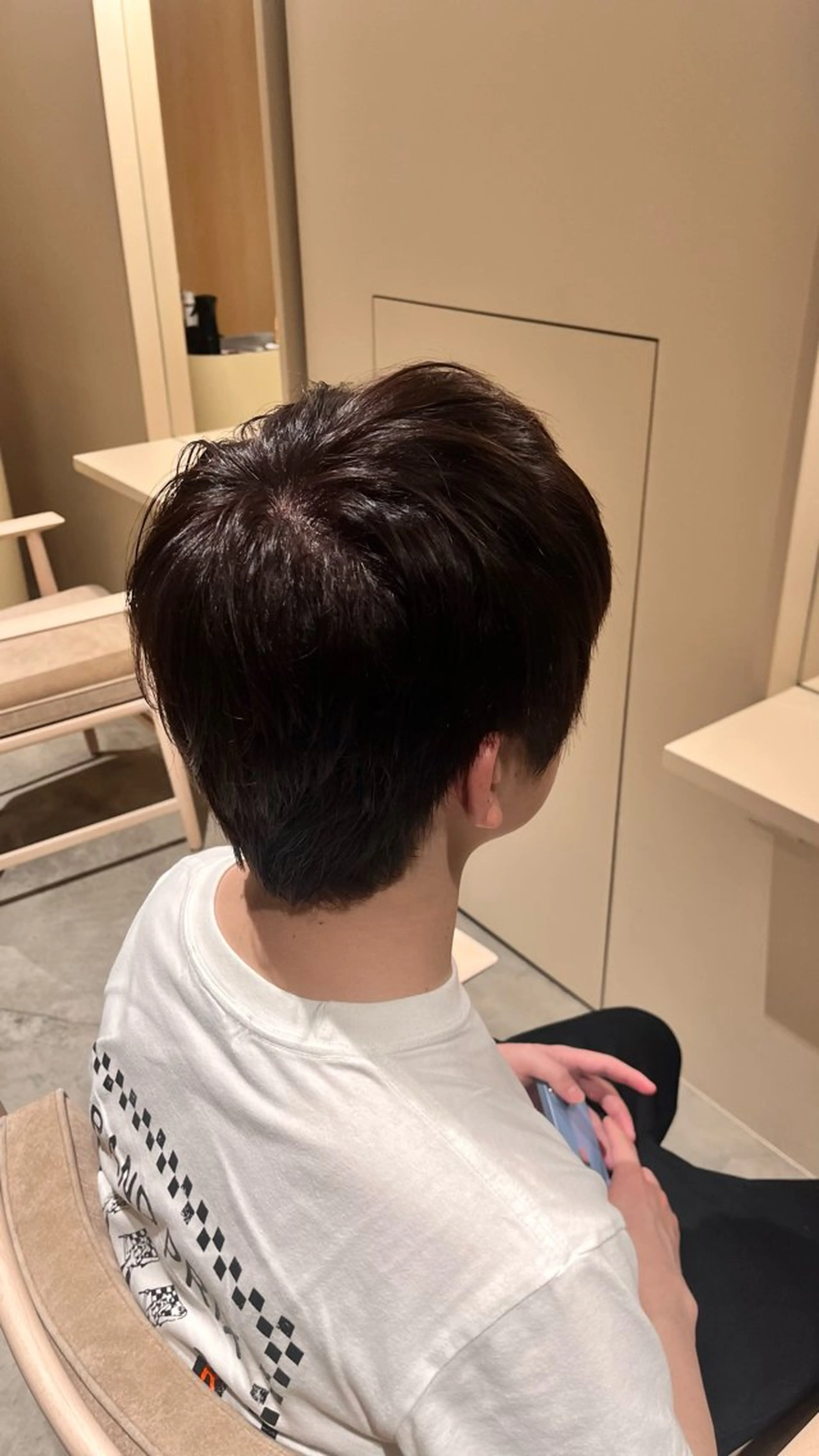 ショート カラー メンズ meirin <yeni-イェニ>のヘアスタイル