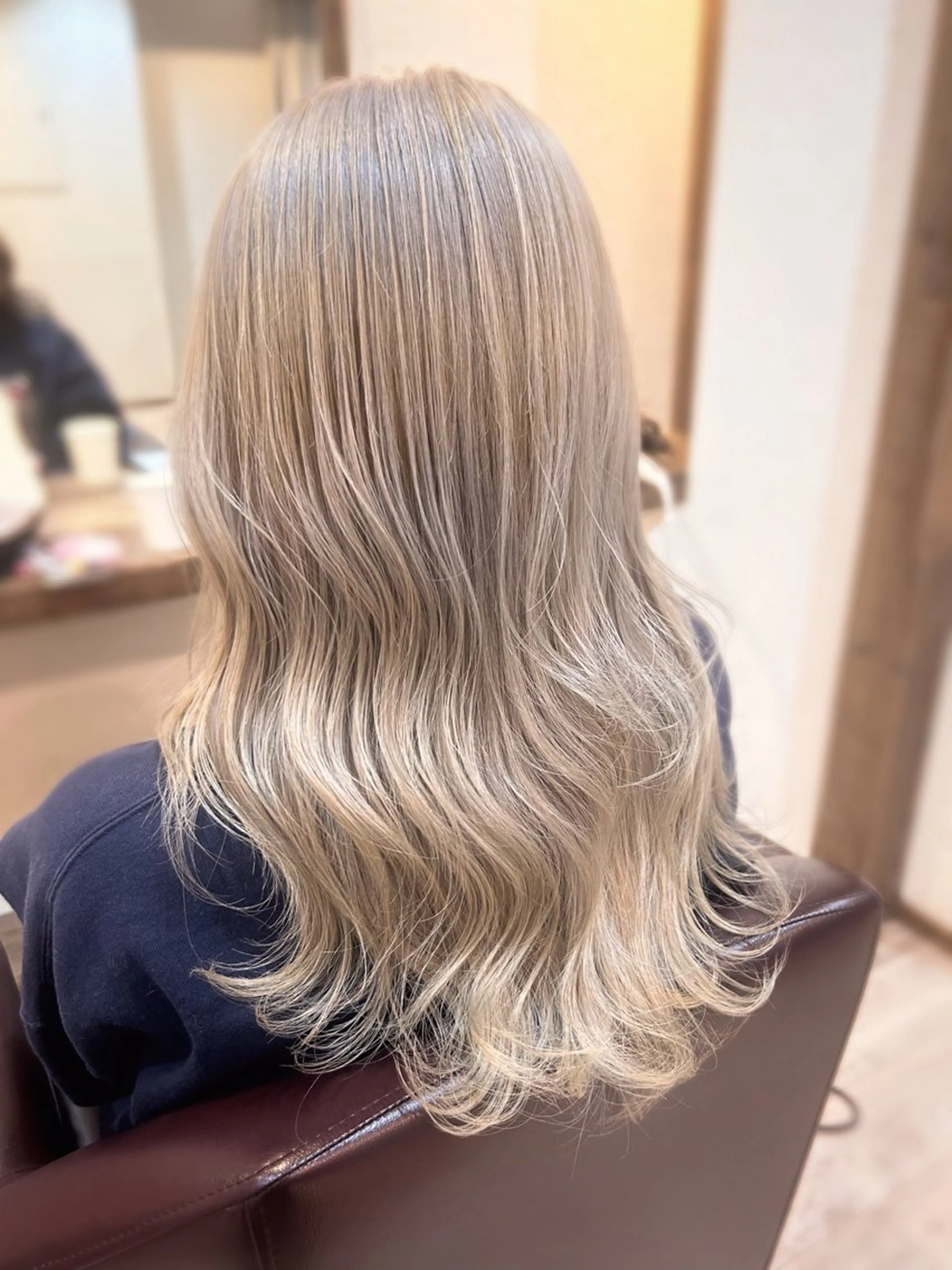 ロング カラー Luce所属・うる艶/韓国風　奈良 優輝のヘアスタイル