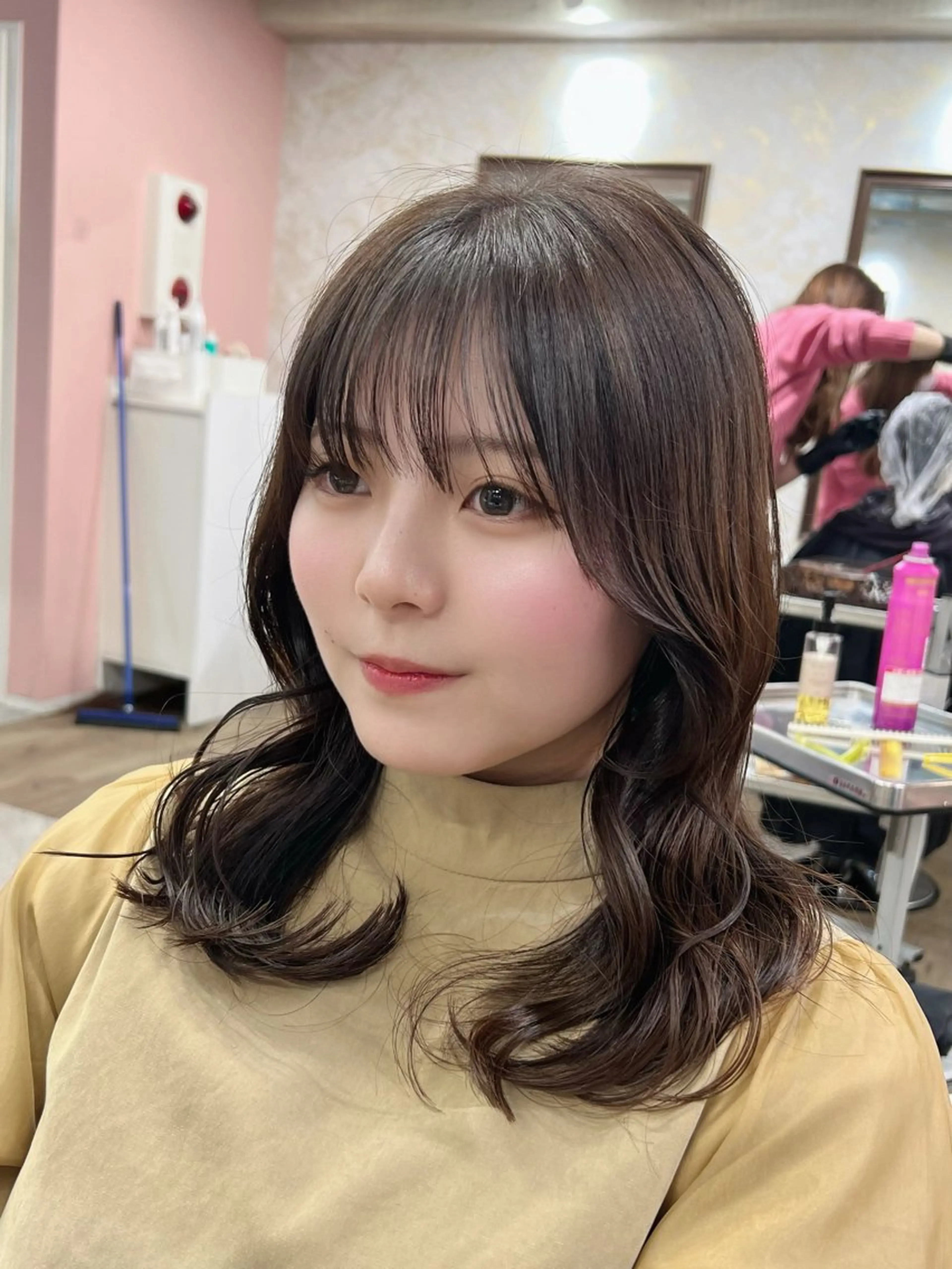 ミディアム カット ヘアカラー トリートメント 髪質改善特化💫 韓国ヘアAyumuのヘアスタイル