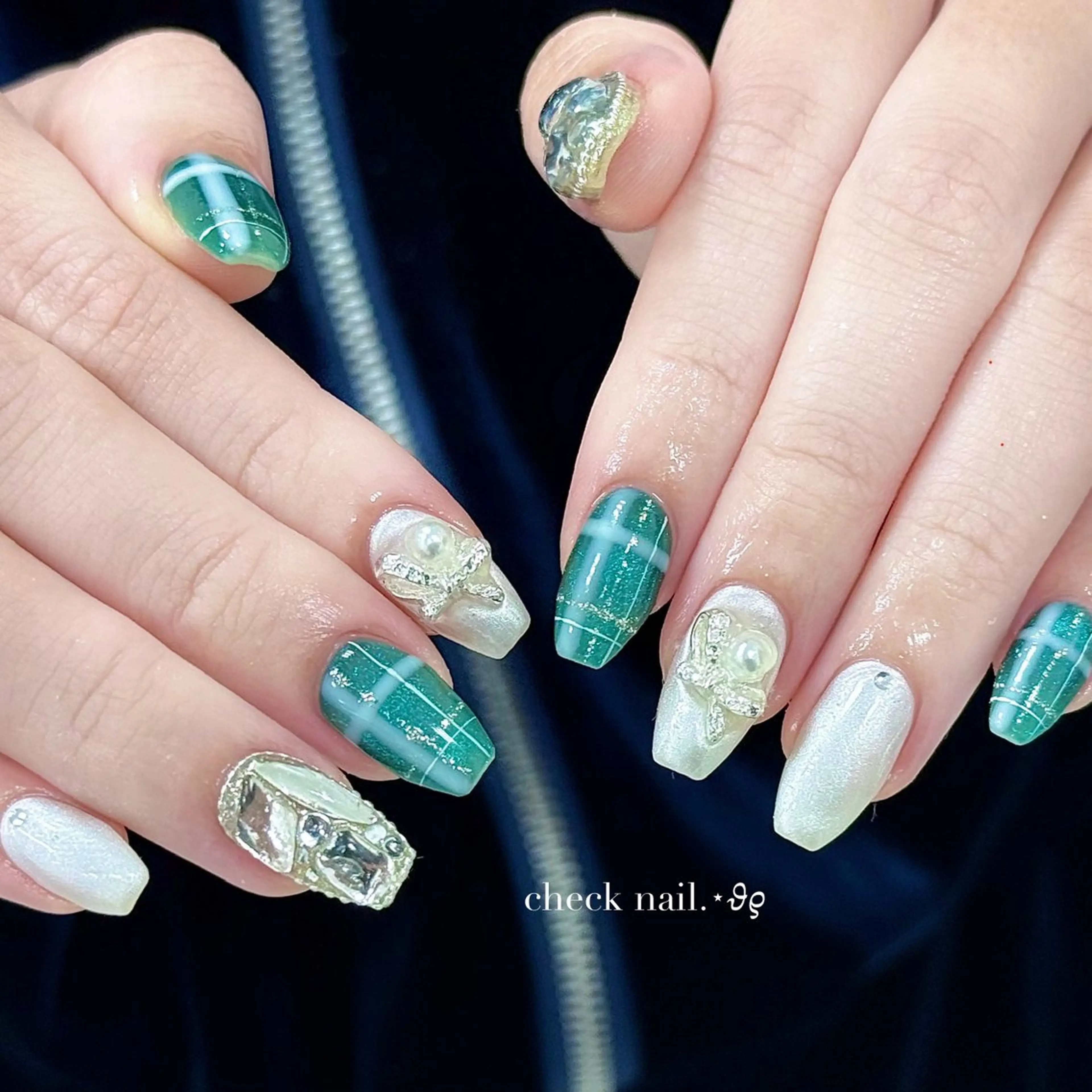 ネイル ハンドネイル Purasia高橋✧ マグ/地雷/Y2Kのネイルデザイン