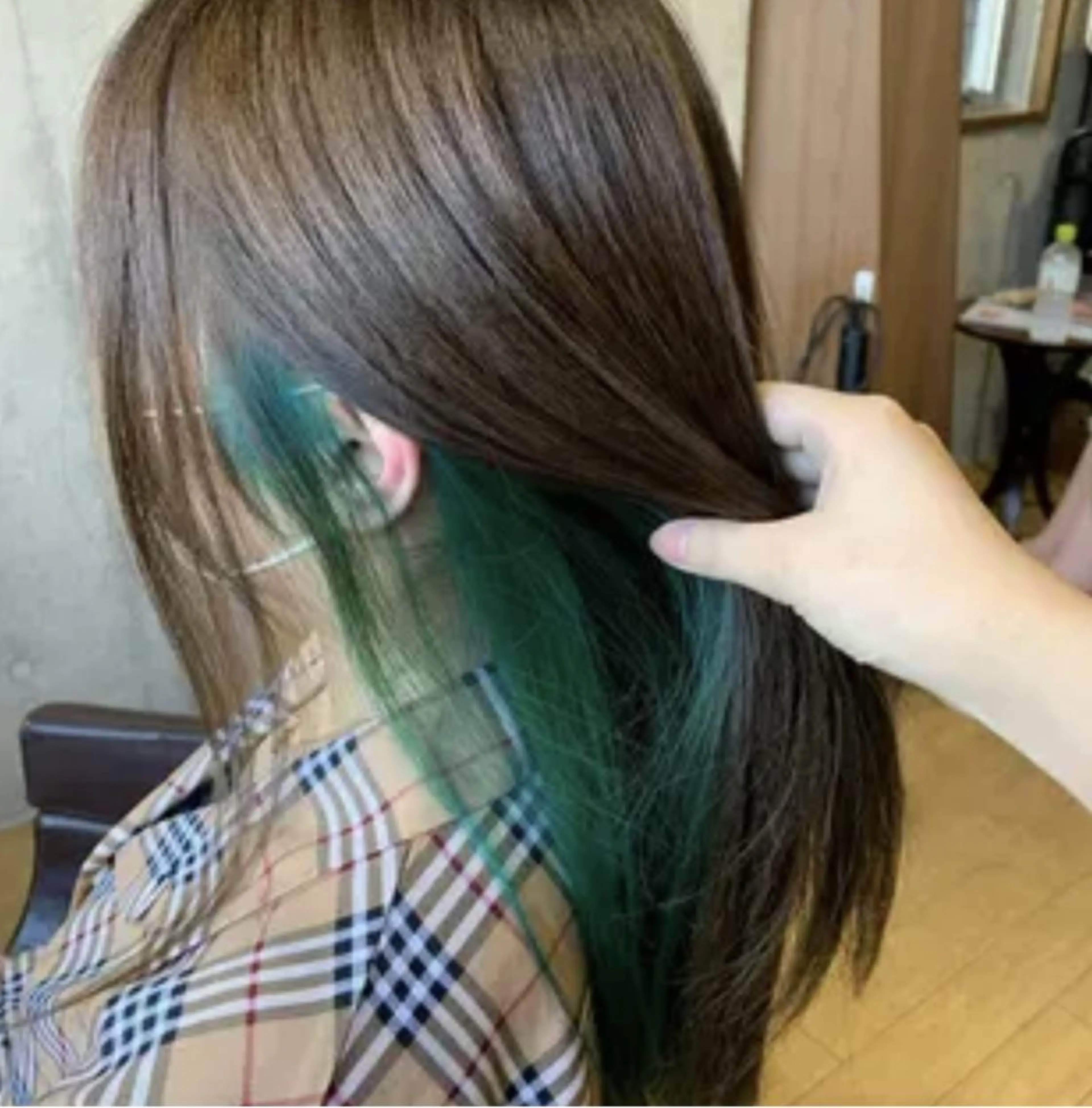 セミロング ヘアカラー 西内 亮太のヘアスタイル