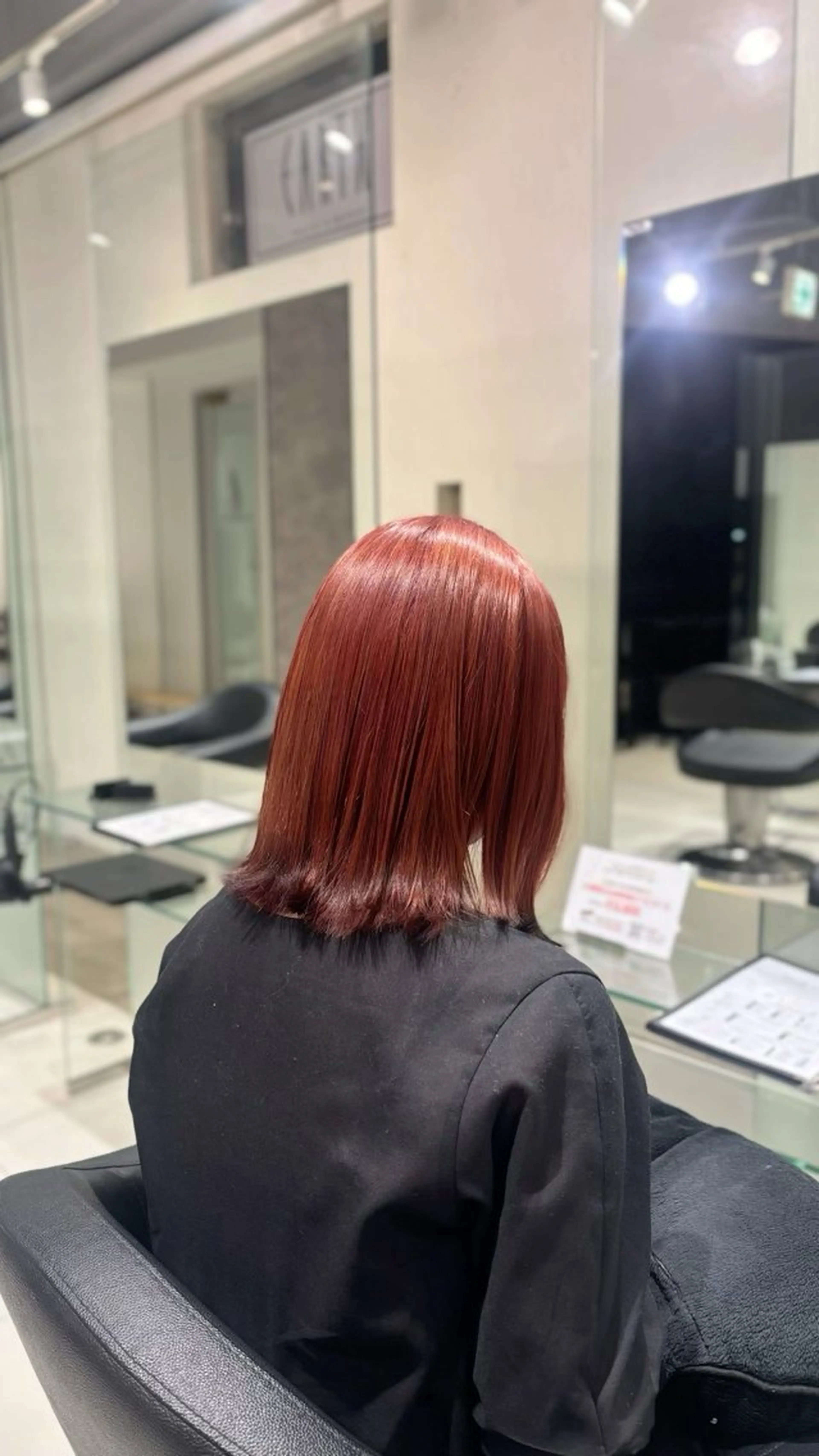 セミロング ヘアカラー 【艶髪カラー•縮毛】 /川崎/ニーナのヘアスタイル