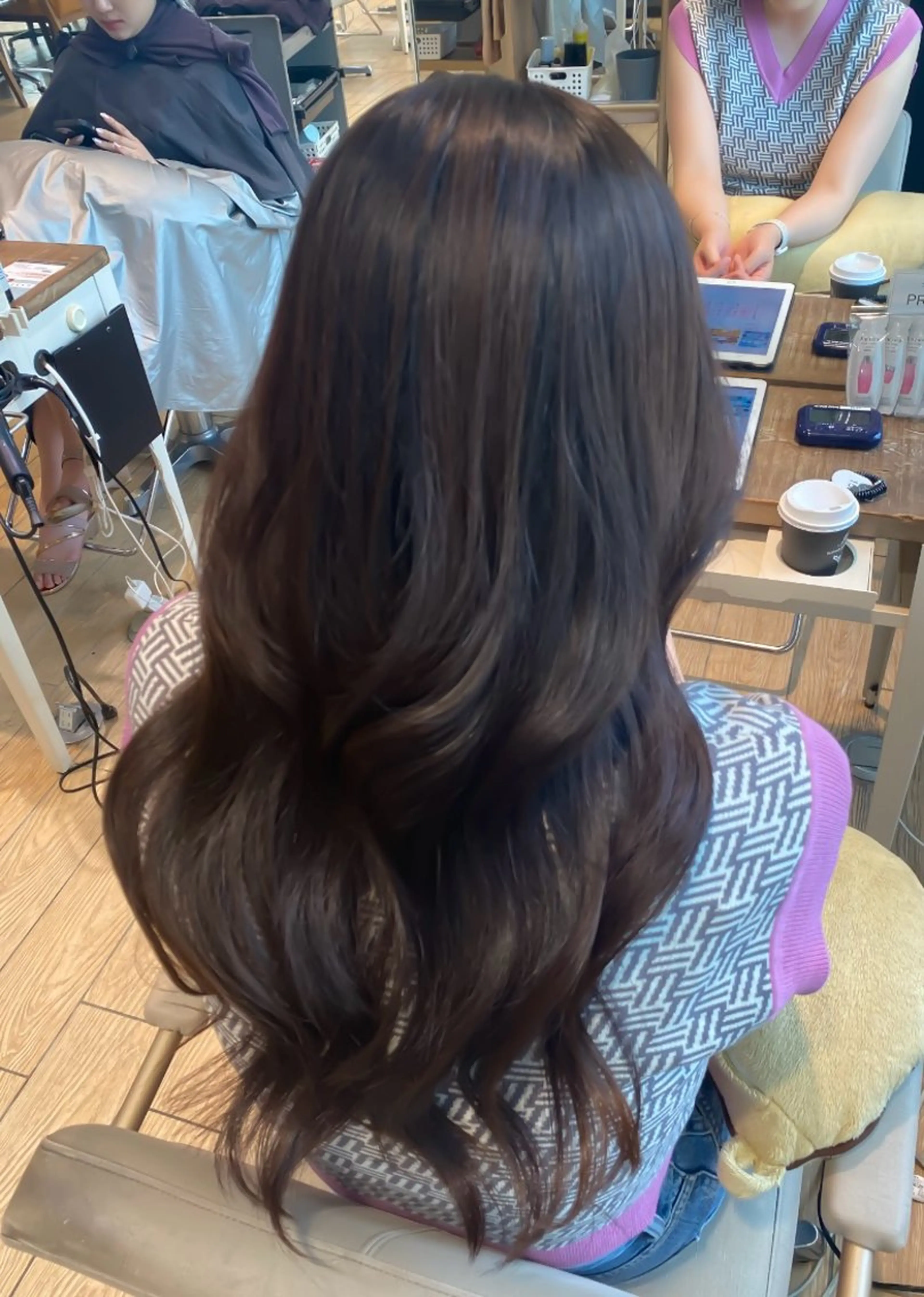 セミロング カラー ヘアアレンジ 透明感カラー グレージュ ラベンダーカラー ラベンダーグレージュ ラベンダーグレー ヘアカラー トリートメント RIHO/愛されモテ /透明感カラーのヘアスタイル