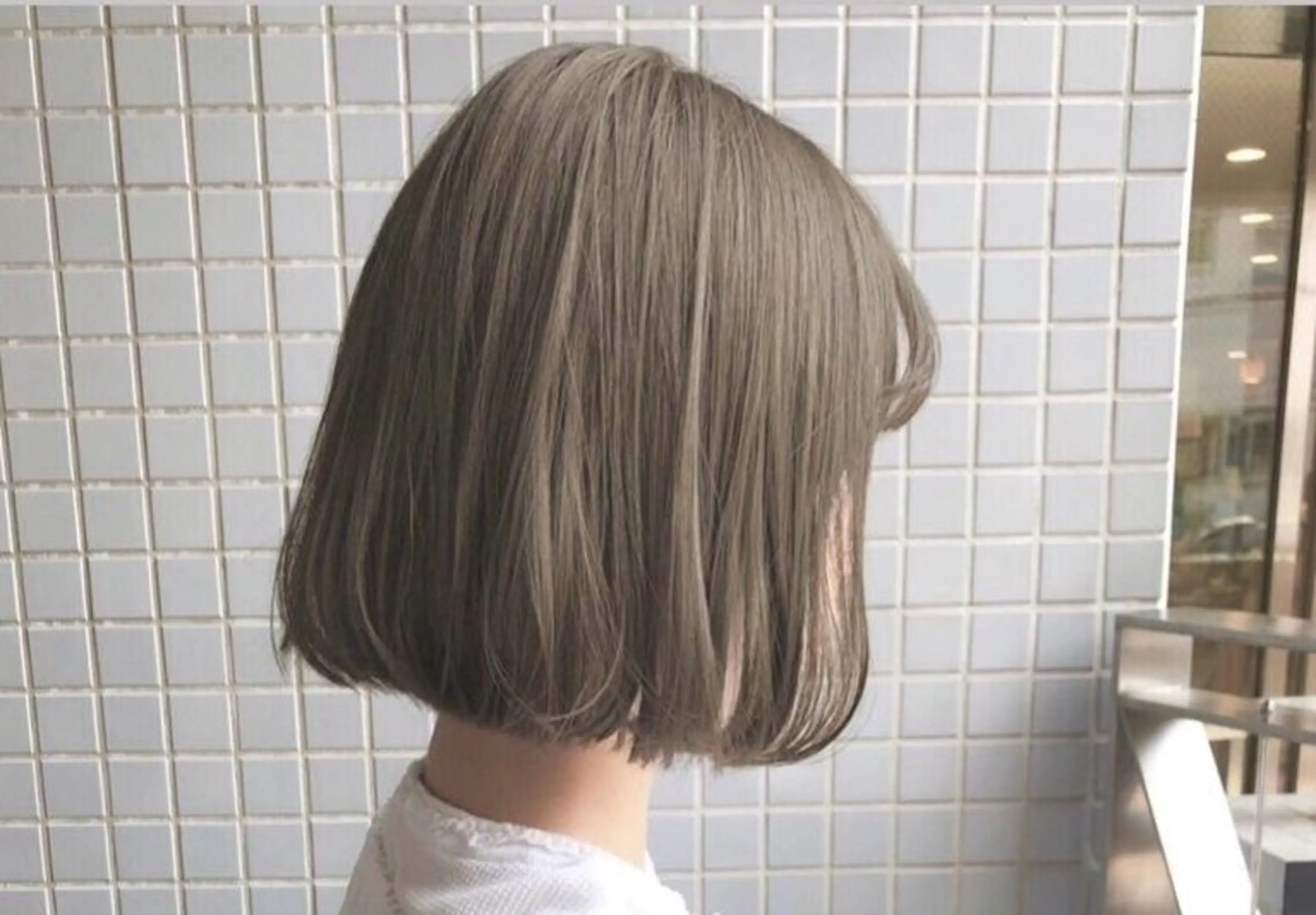 ミディアム カラー パーマ ミディアムパーマ ボブ 森山 陽菜のヘアスタイル