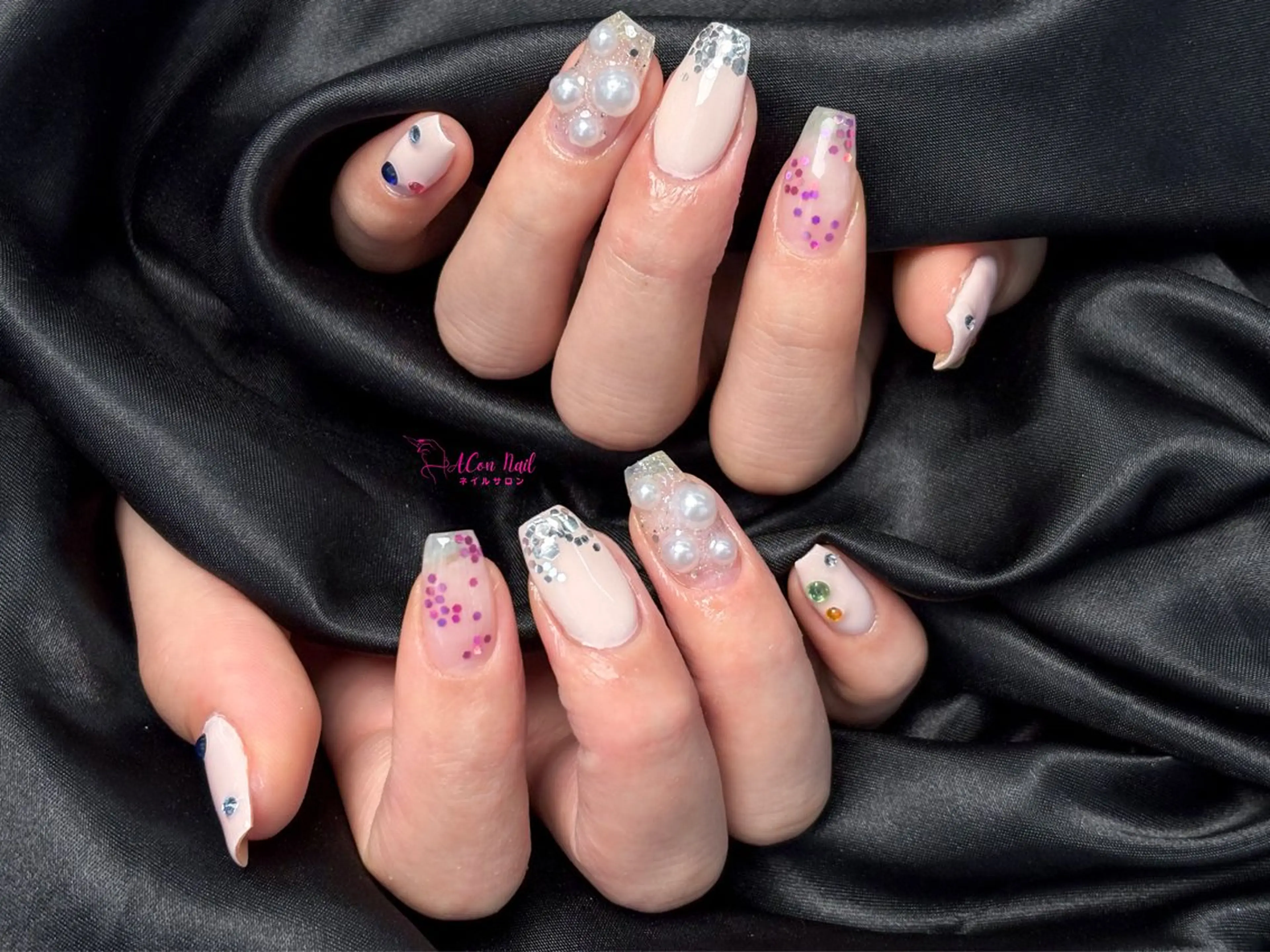 ネイル 桜ネイル 長さ出し フラワーネイル フレンチネイル ジェルネイル ハンドネイル AConNailSalon所属・ACon NailSalonのネイルデザイン