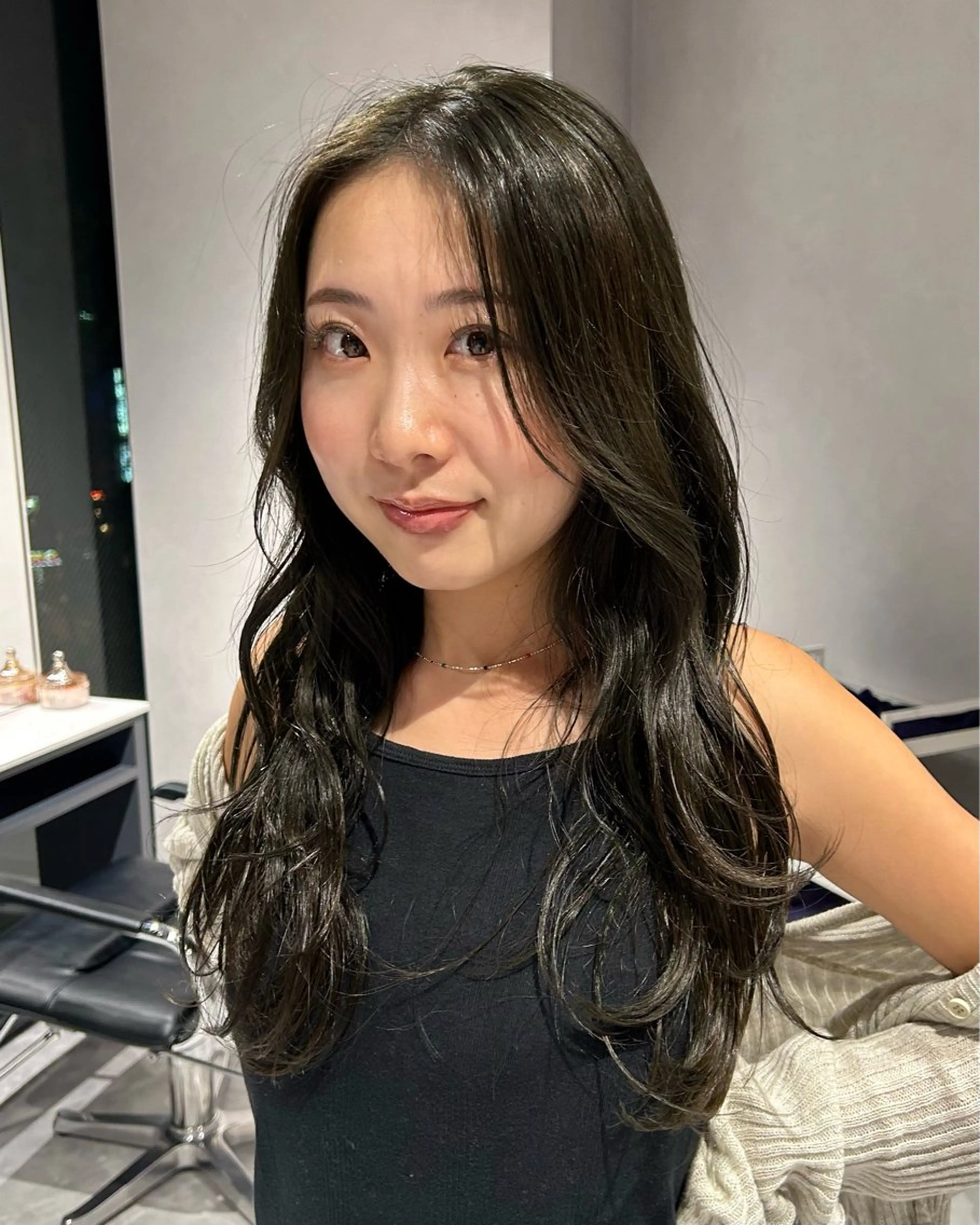 ロング カラー グレージュ オリーブグレージュ オリーブグレー 寺川留以 /カットモデル募集中のヘアスタイル