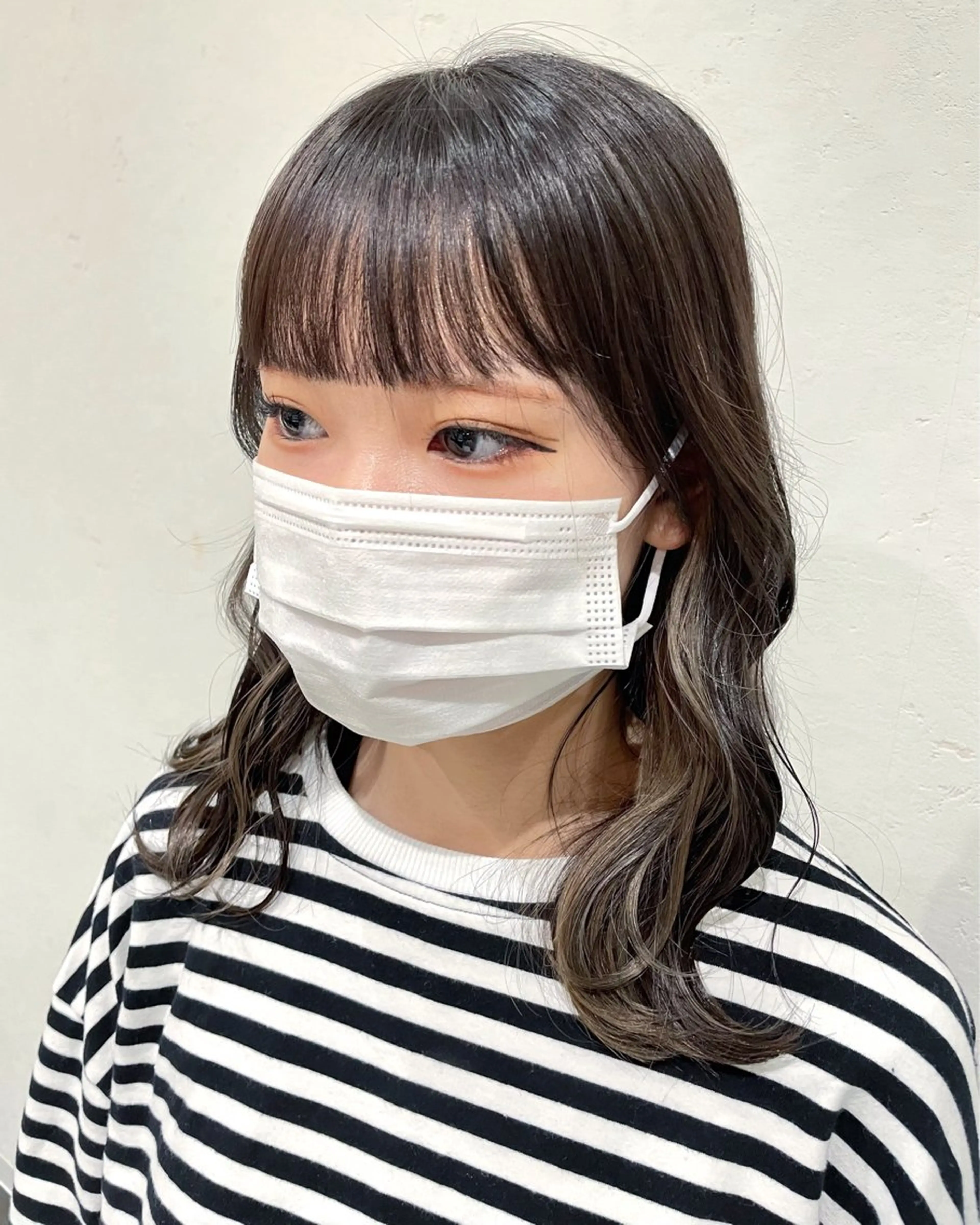 セミロング パープルカラー カット 🫧レイナ 🫧 透明感カラー🫧のヘアスタイル