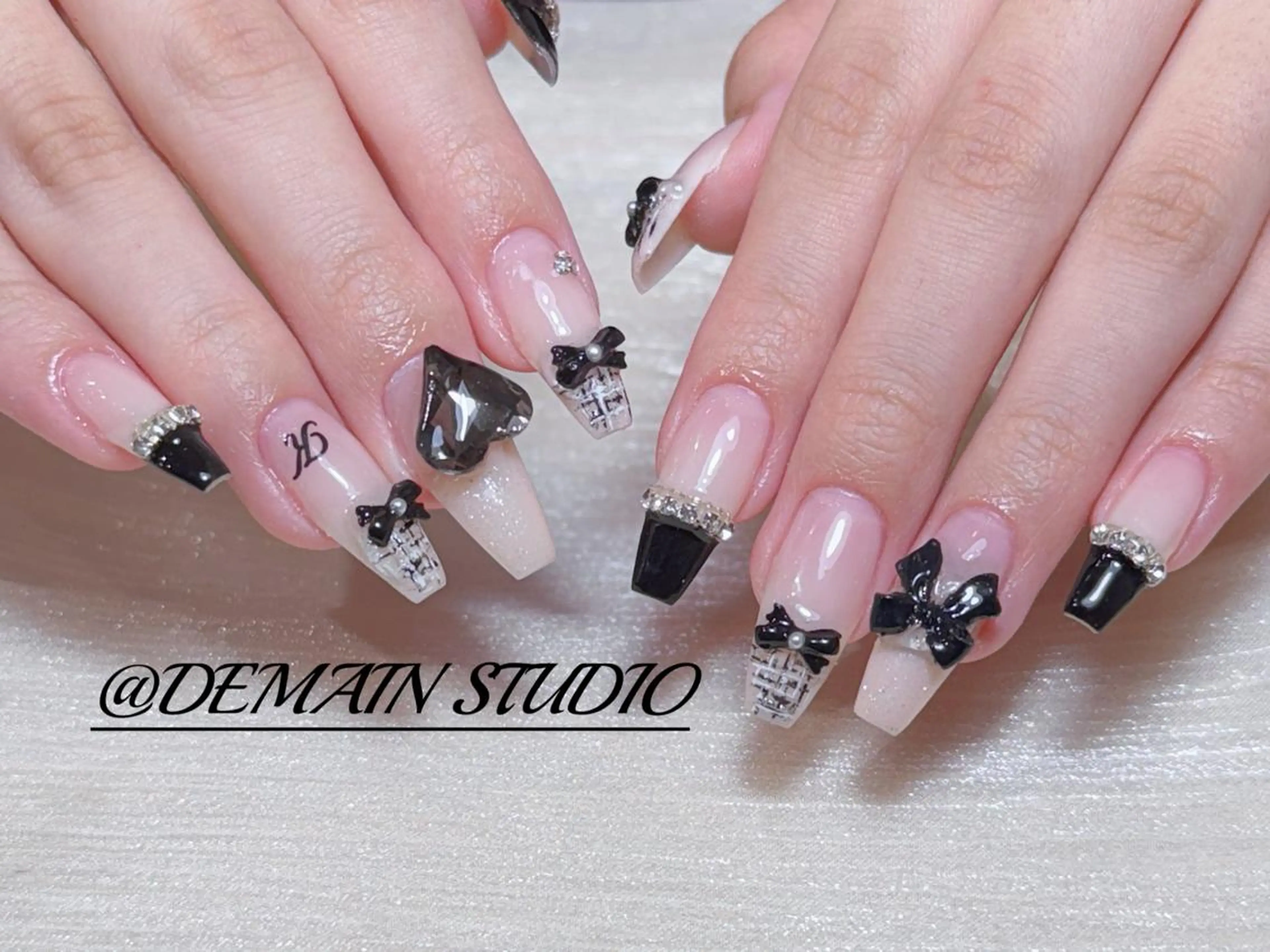 ネイル ハンドネイル ハンドケア DEMAIN- ⭐️のネイルデザイン