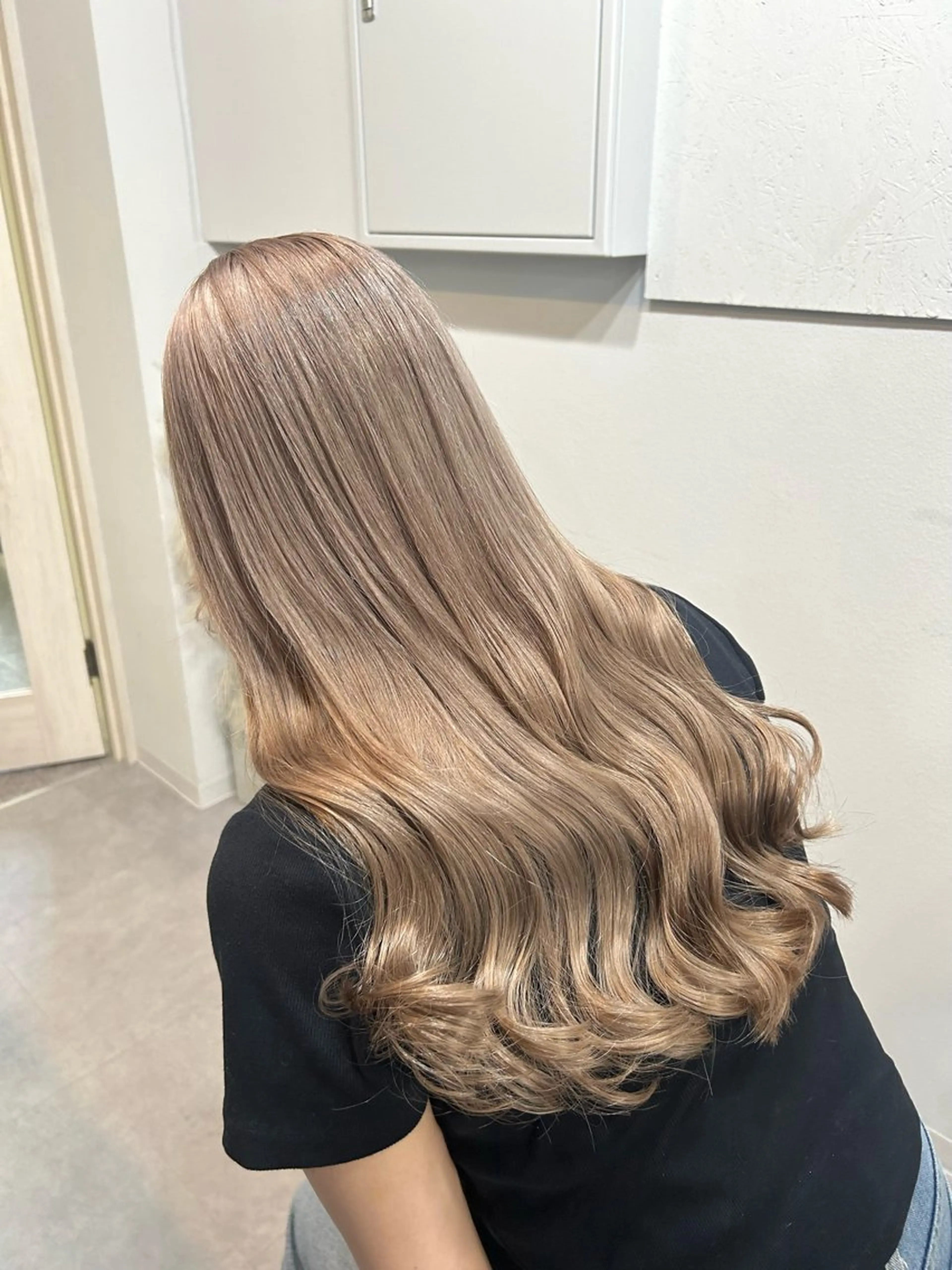 ロング カラー 透明感カラー ヘアカラー Cielro【 シェイロ 】所属・Cielro/ダブル カラー/西田咲希のヘアスタイル
