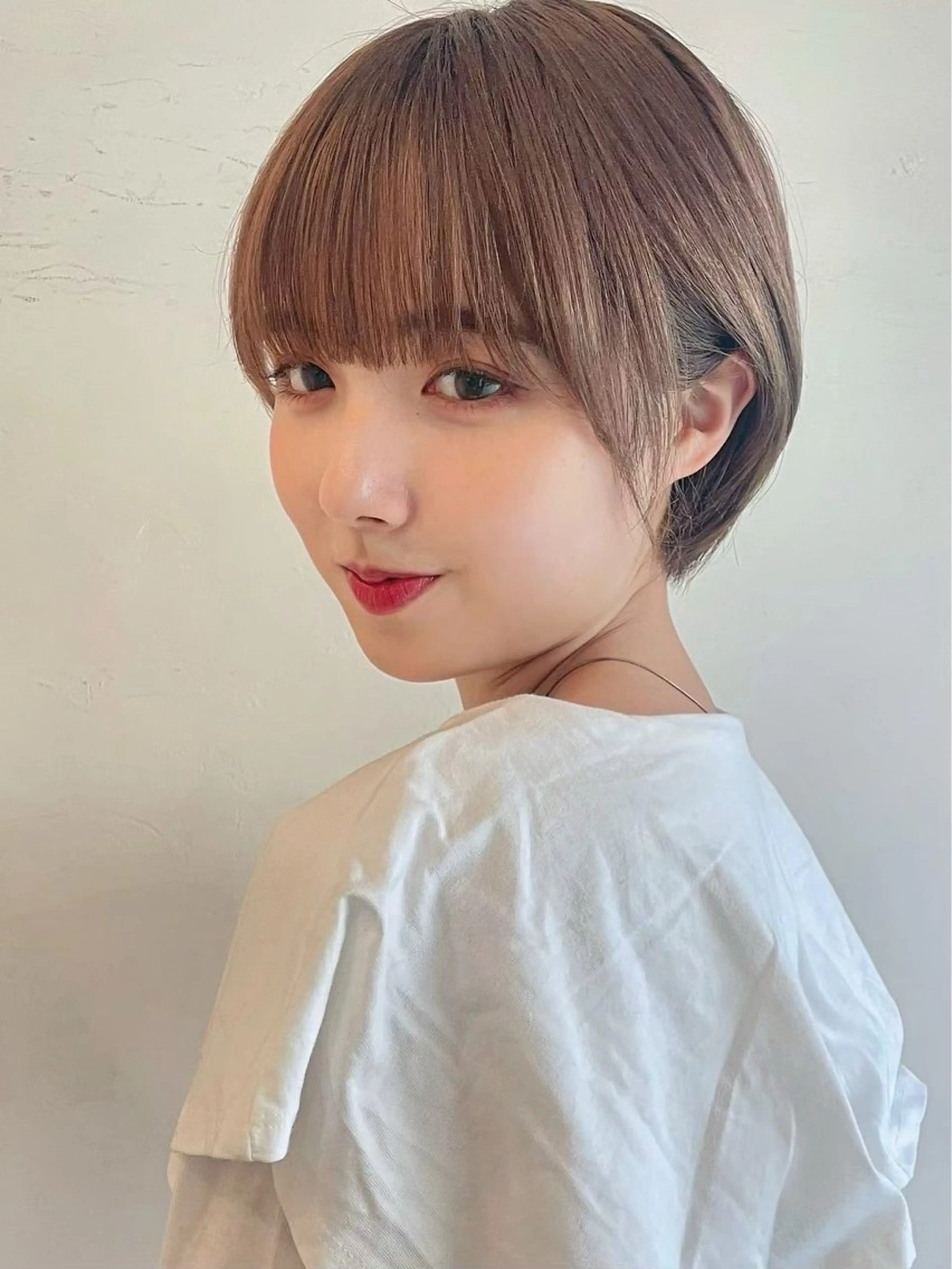 ショート 米澤 由衣のヘアスタイル