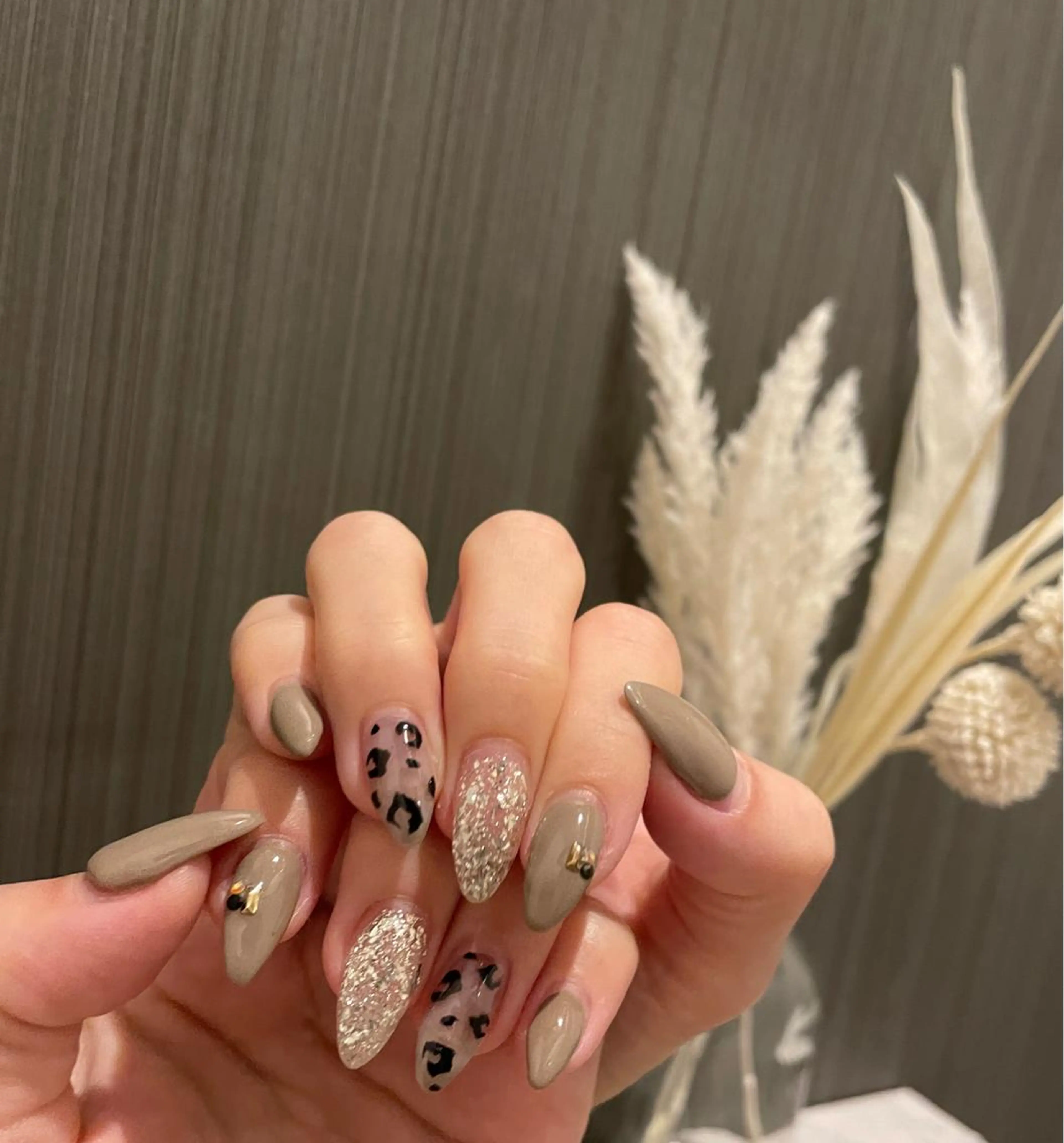 ネイル Neige所属・Neige 𓂃 aiのネイルデザイン