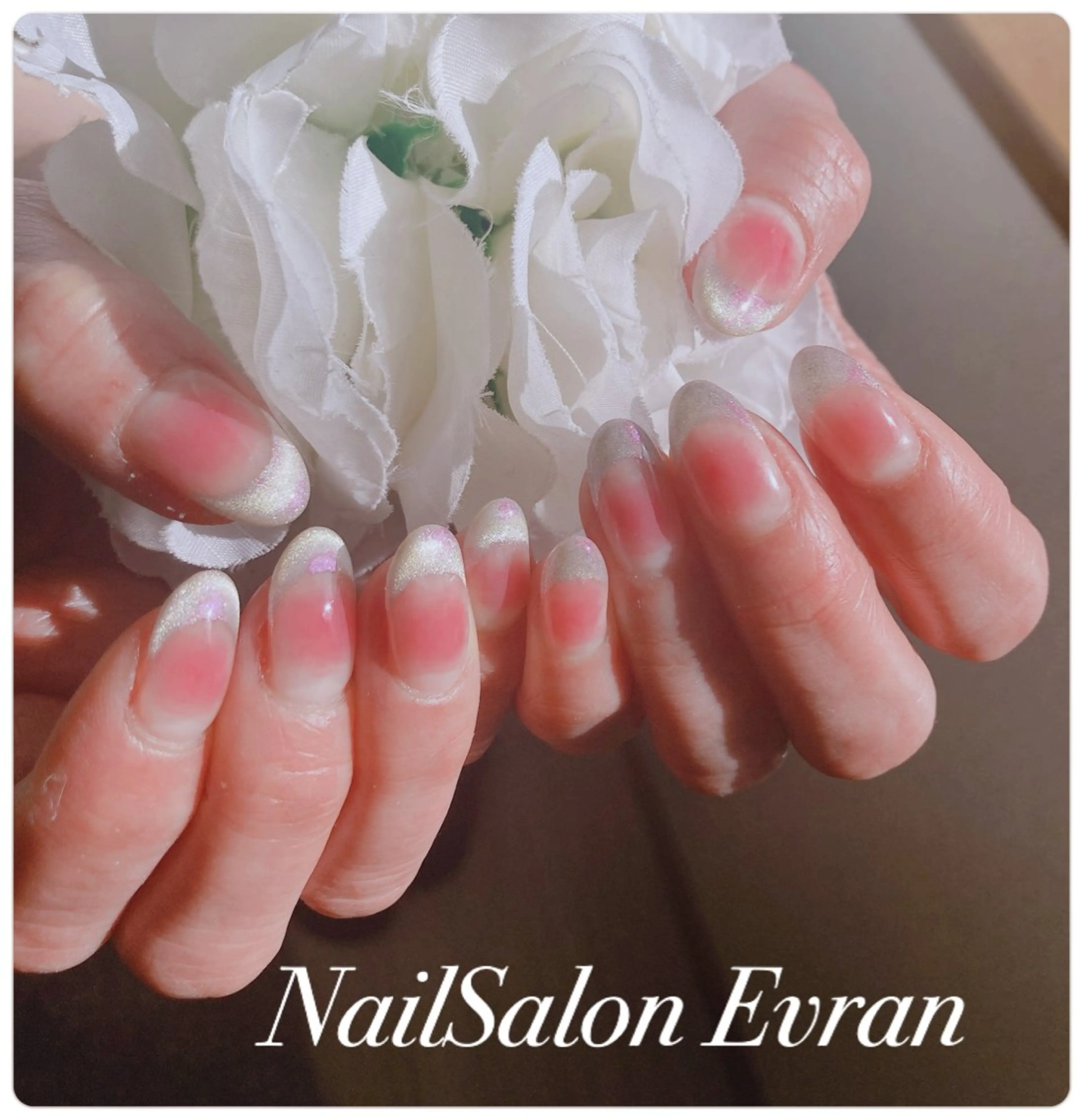 ネイル アートネイル チークネイル フレンチネイル マグネットネイル マグネットフレンチ ハンドネイル Nail salon Evranのネイルデザイン