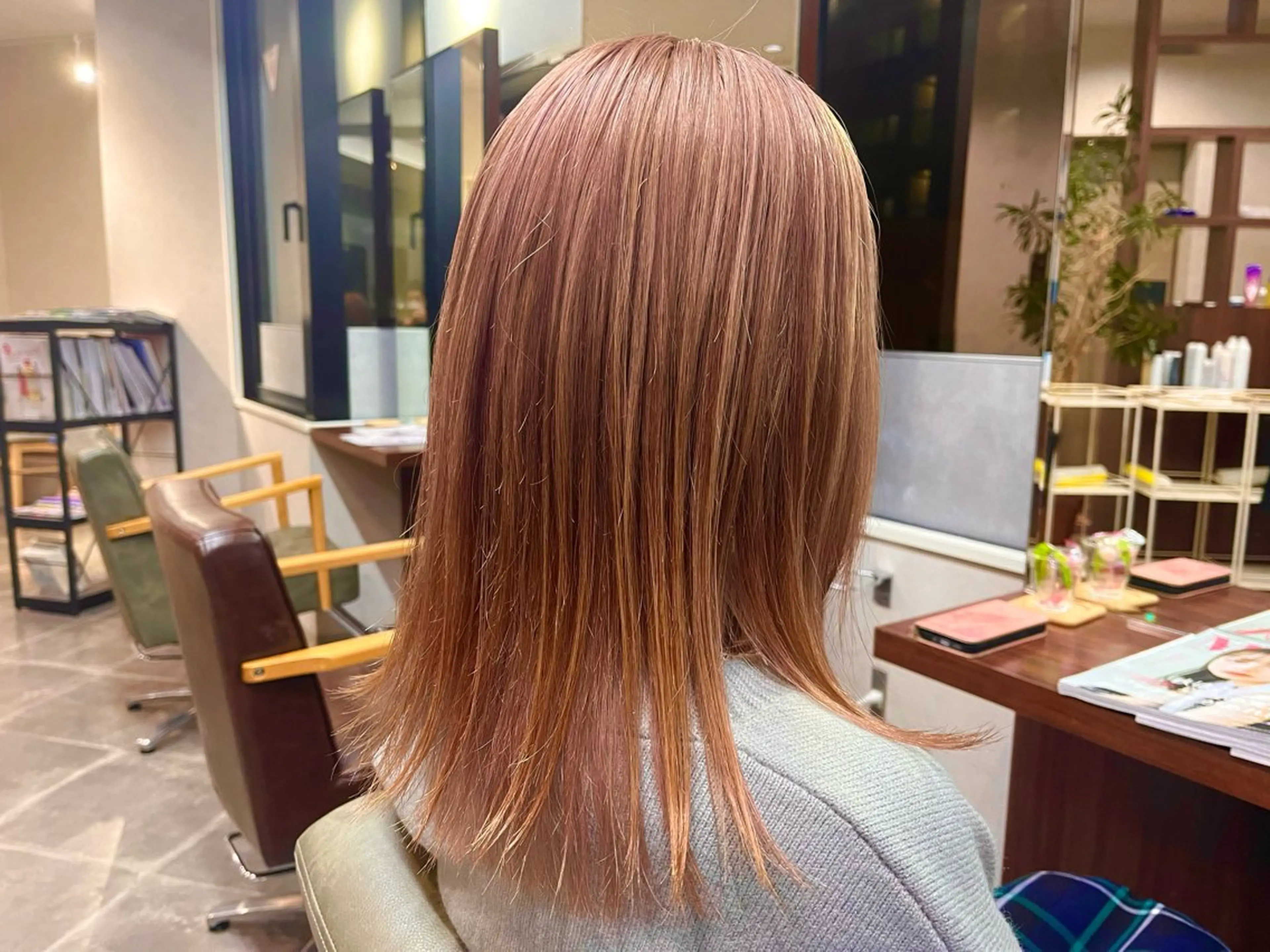 カラー 長内  大明のヘアスタイル