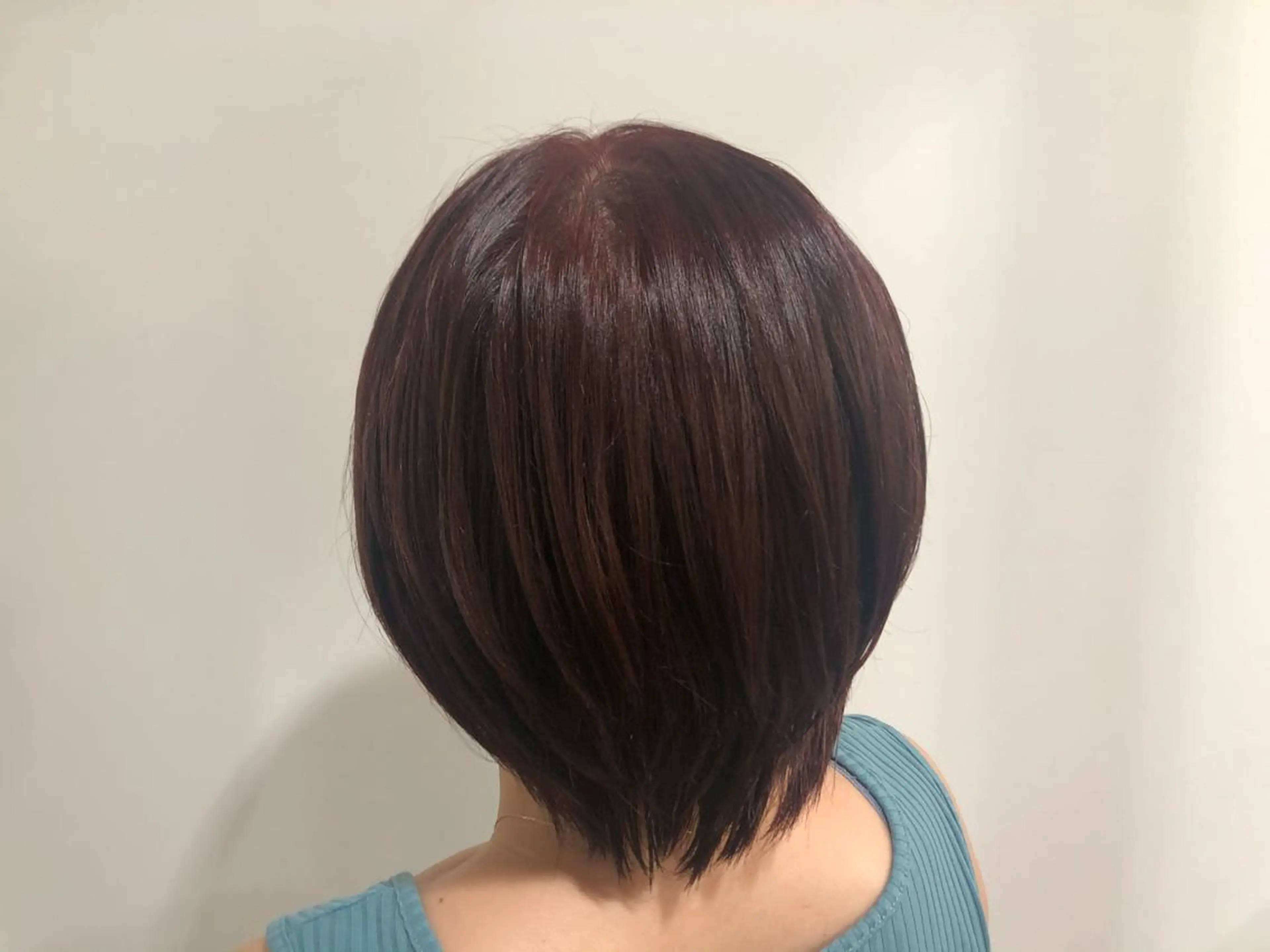 ショート カラー カット ヘアカラー トリートメント みねぎし ふうかのヘアスタイル