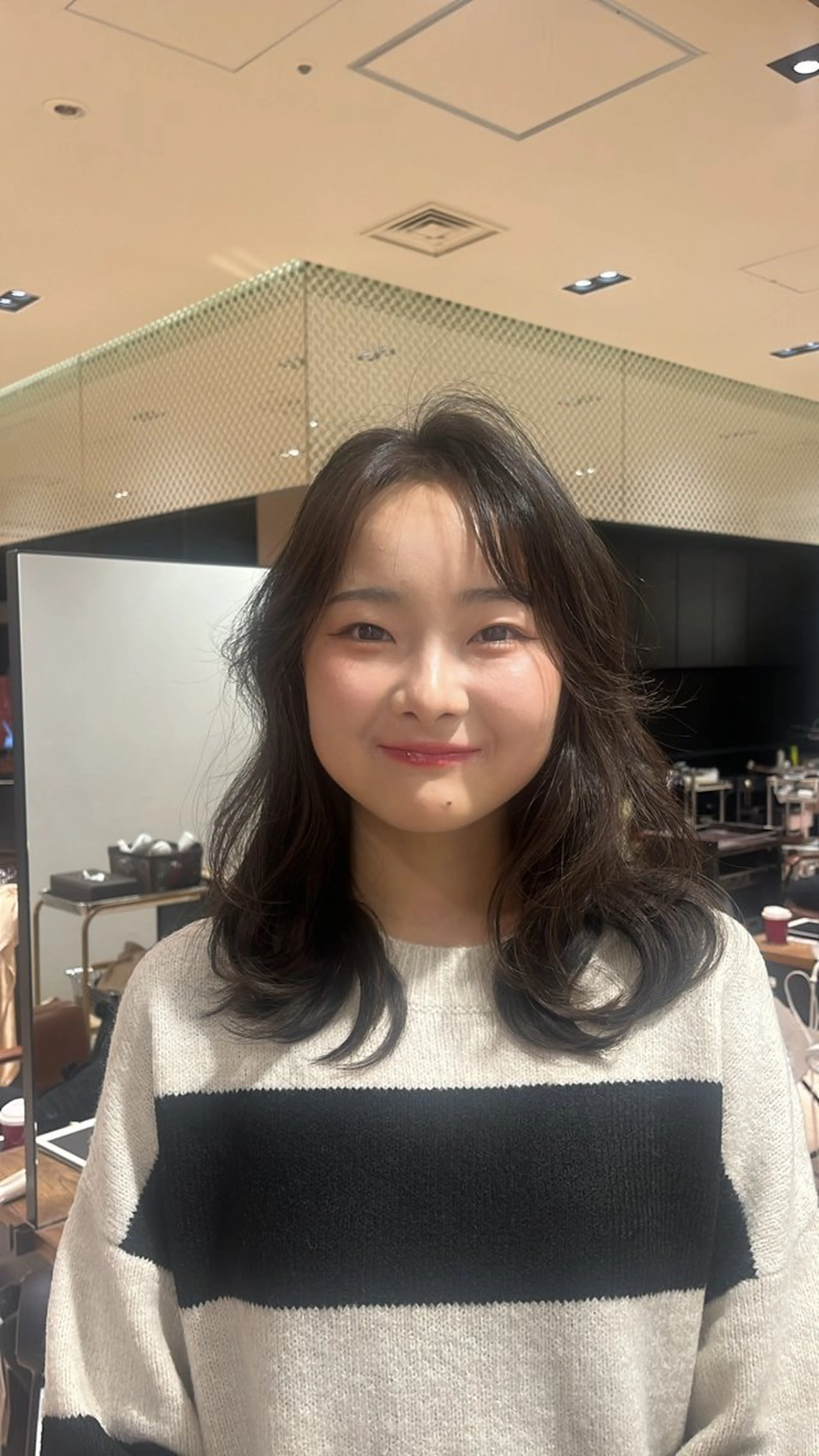 ミディアム AFLOAT RUVUA所属・縮毛矯正 ✨💕前田さきえのヘアスタイル