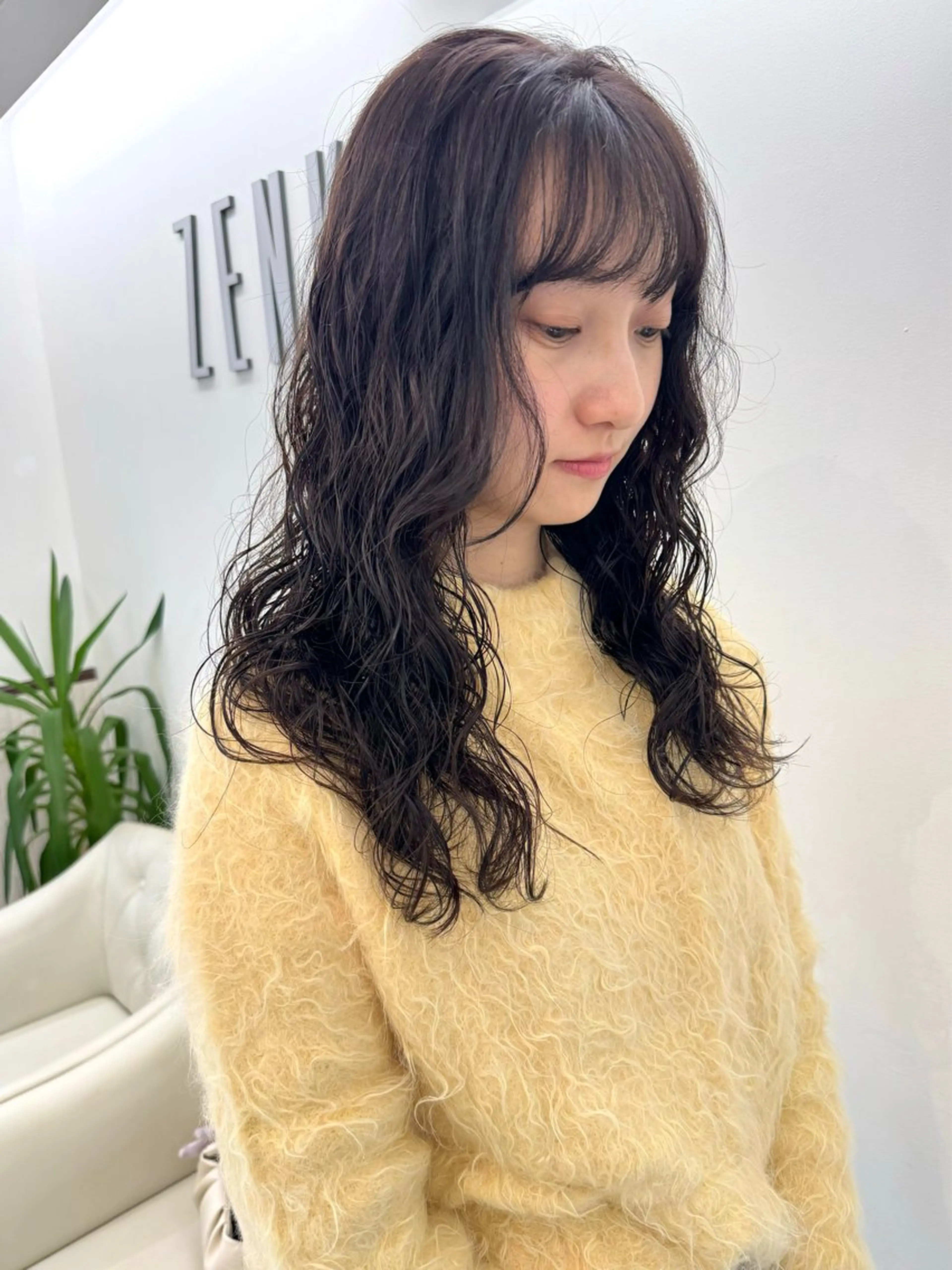 ロング パーマ ロング カット パーマ トリートメント ZENKO表参道店所属・🌀ダメージレス パーマ🌀萩原　龍のヘアスタイル