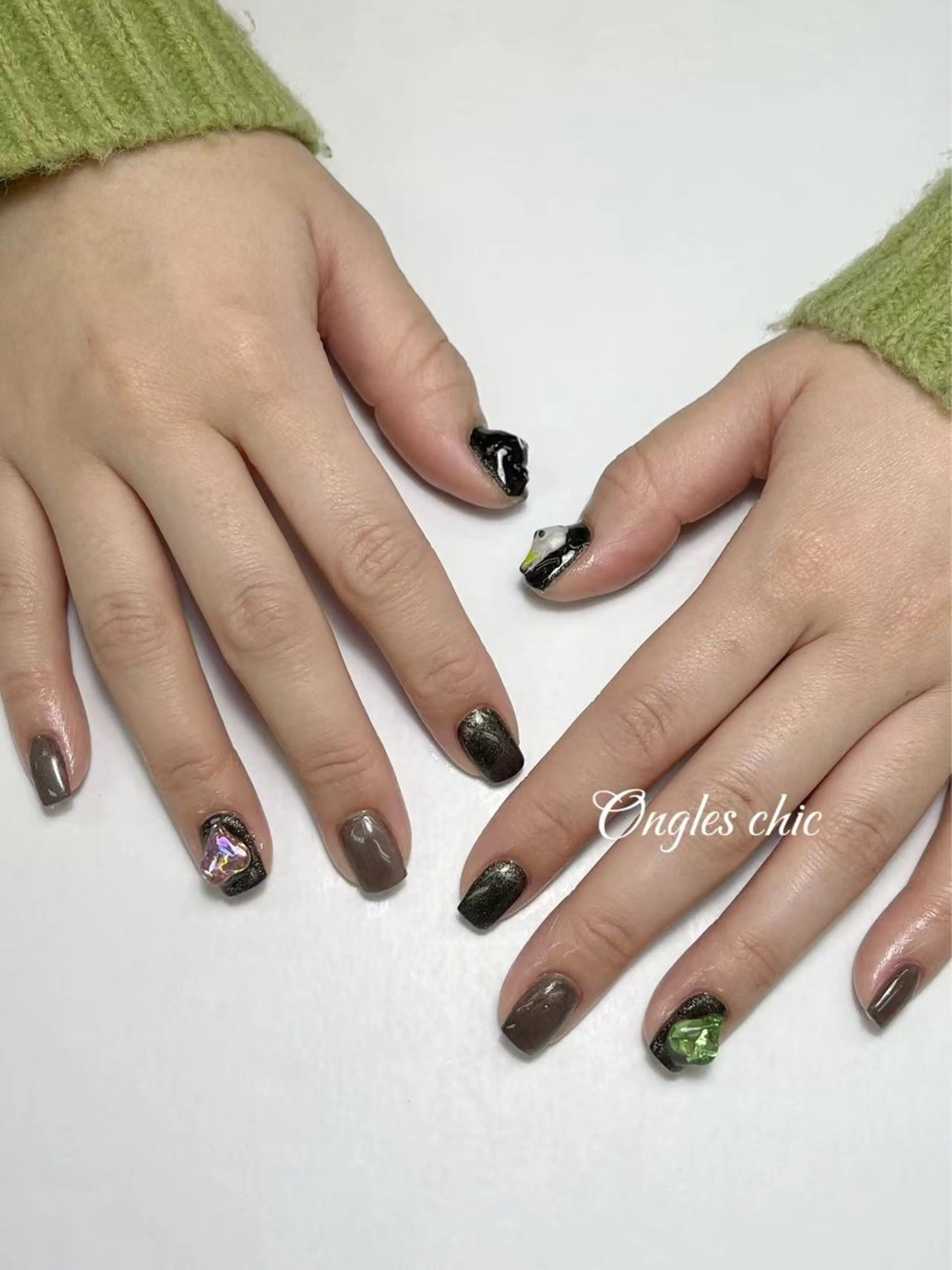 ネイル ハンドネイル ongles chic24時間営業のネイルデザイン