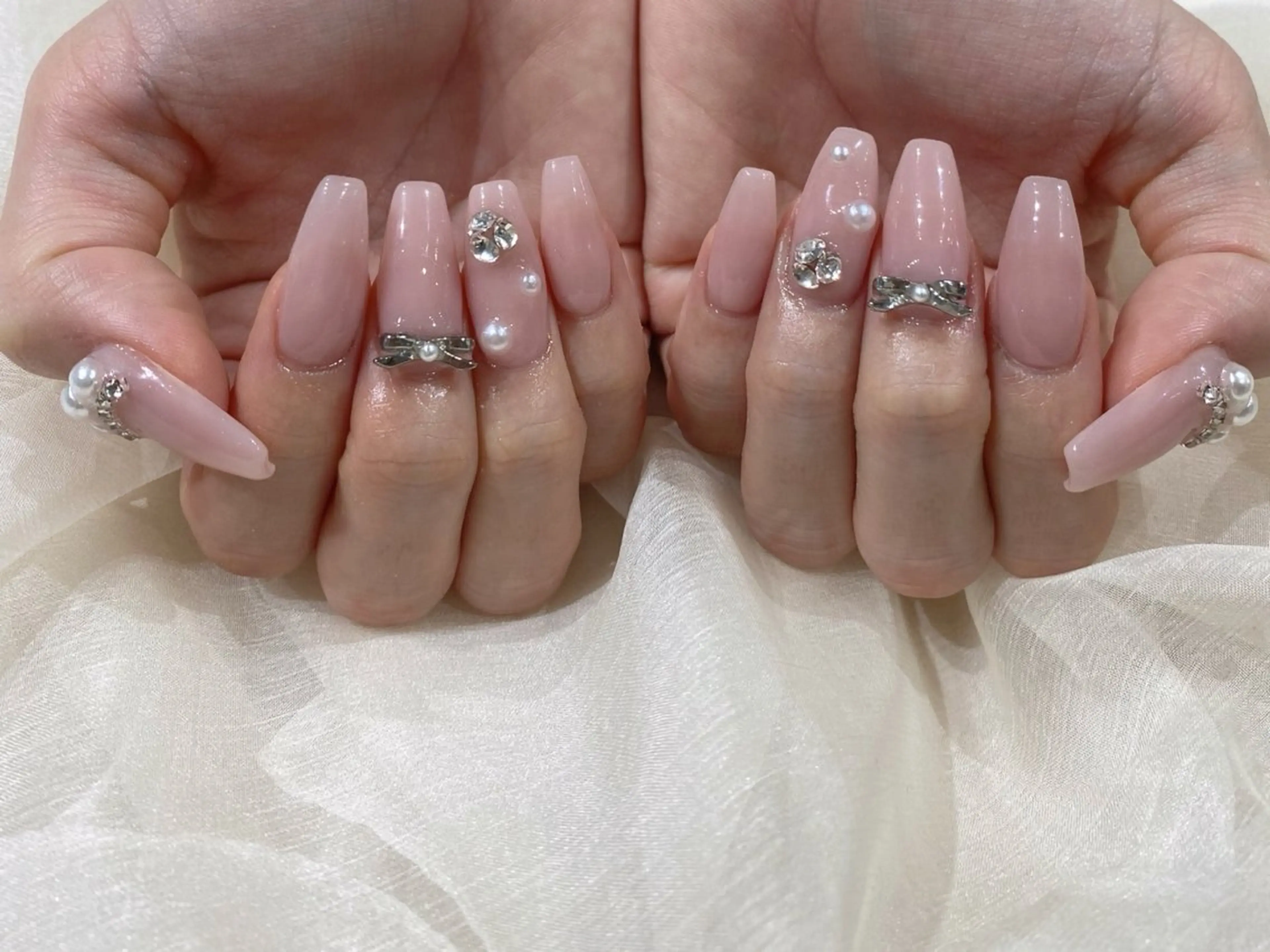 セミロング ハンドネイル Nail  R💫 naoのネイルデザイン