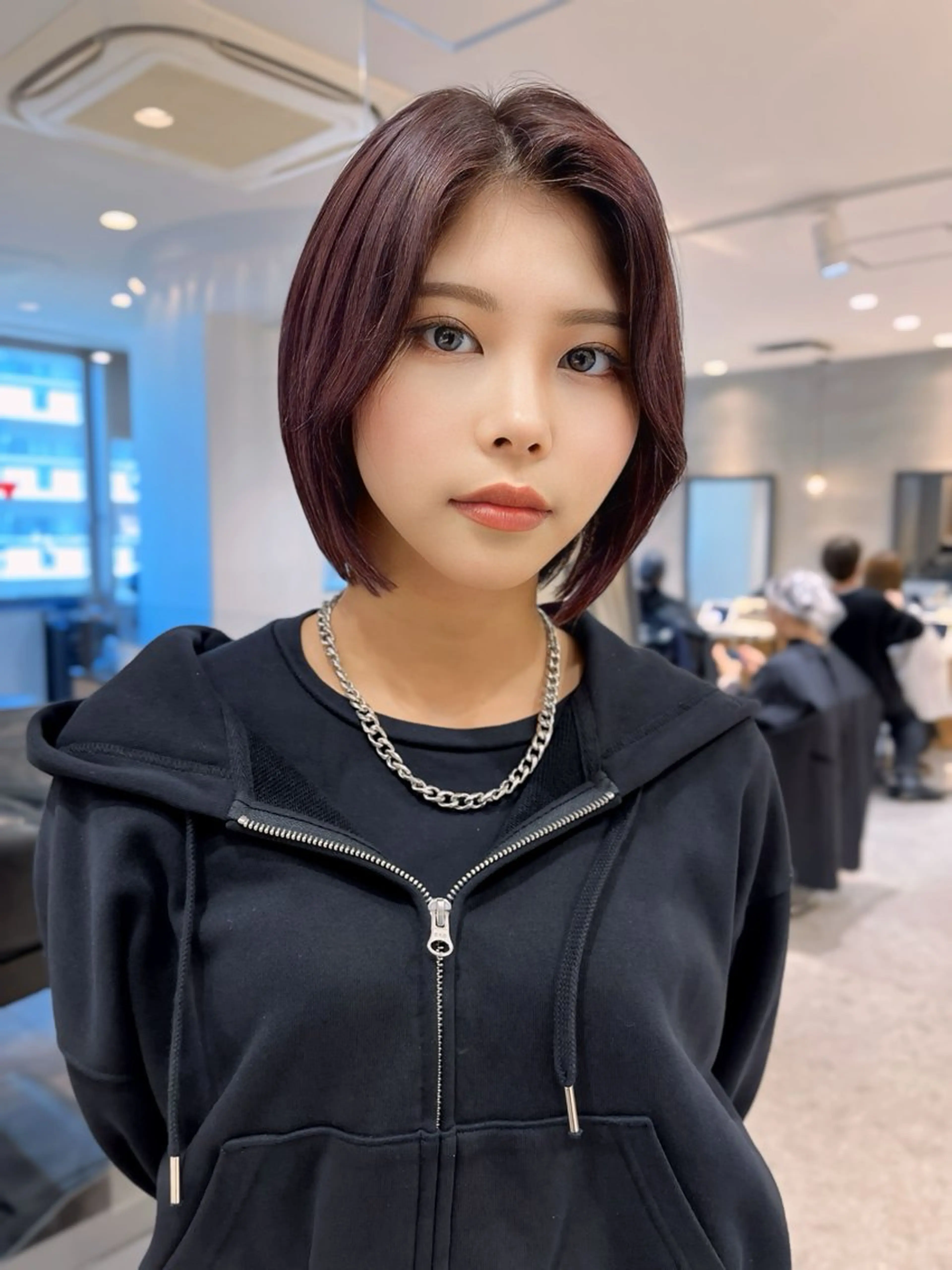 セミロング トリートメント 韓国🇰🇷レイヤー 透明感/秀瑛🩶のヘアスタイル