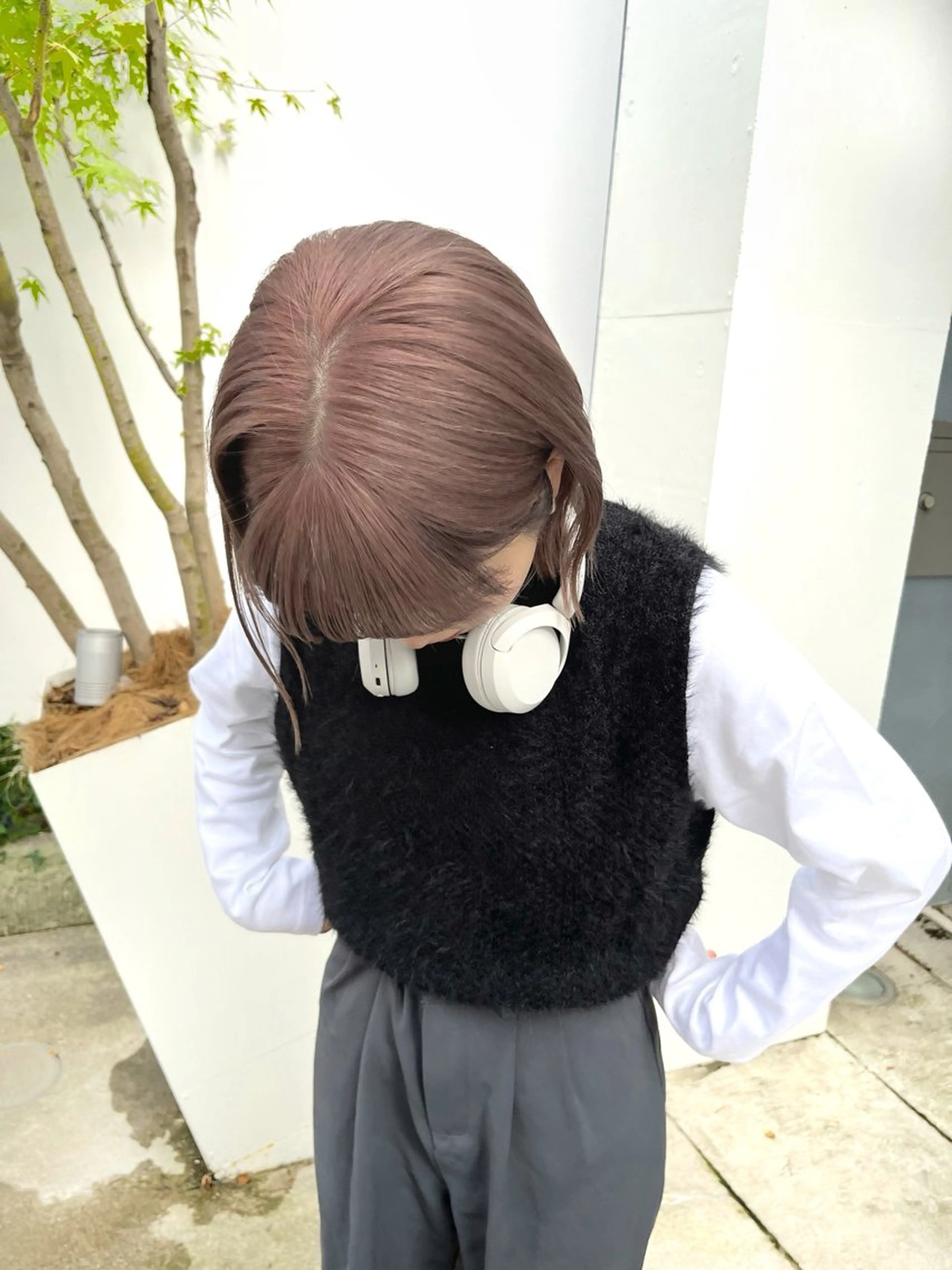 ショート カラー ベージュカラー ブリーチ ミルクティーベージュ ピンクカラー カット ヘアカラー Lomalia 🤍🫧/makoのヘアスタイル