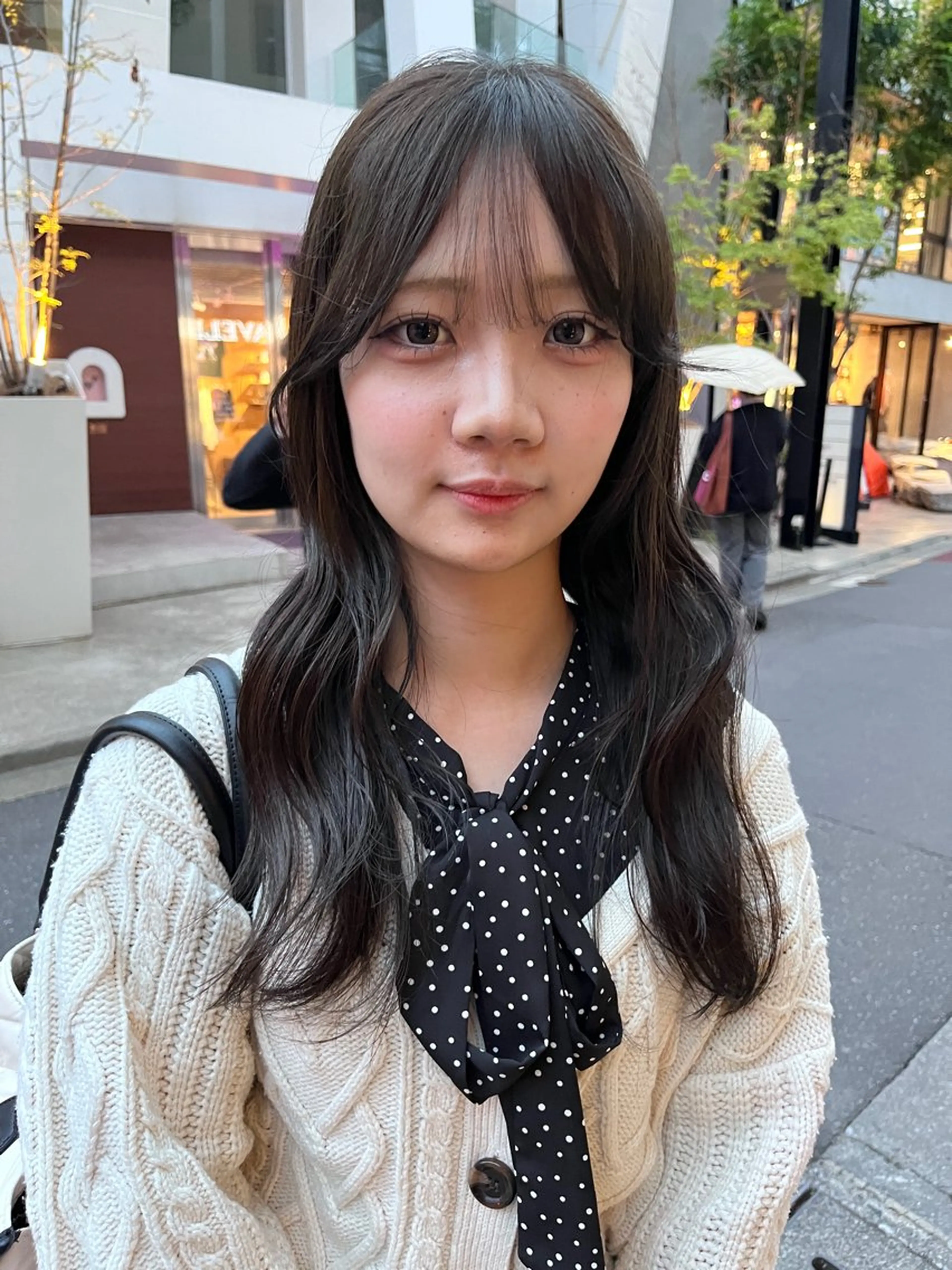 セミロング カラー 透明感カラー カット ヘアカラー トリートメント スッと馴染むhair /ヨシダトモキのヘアスタイル