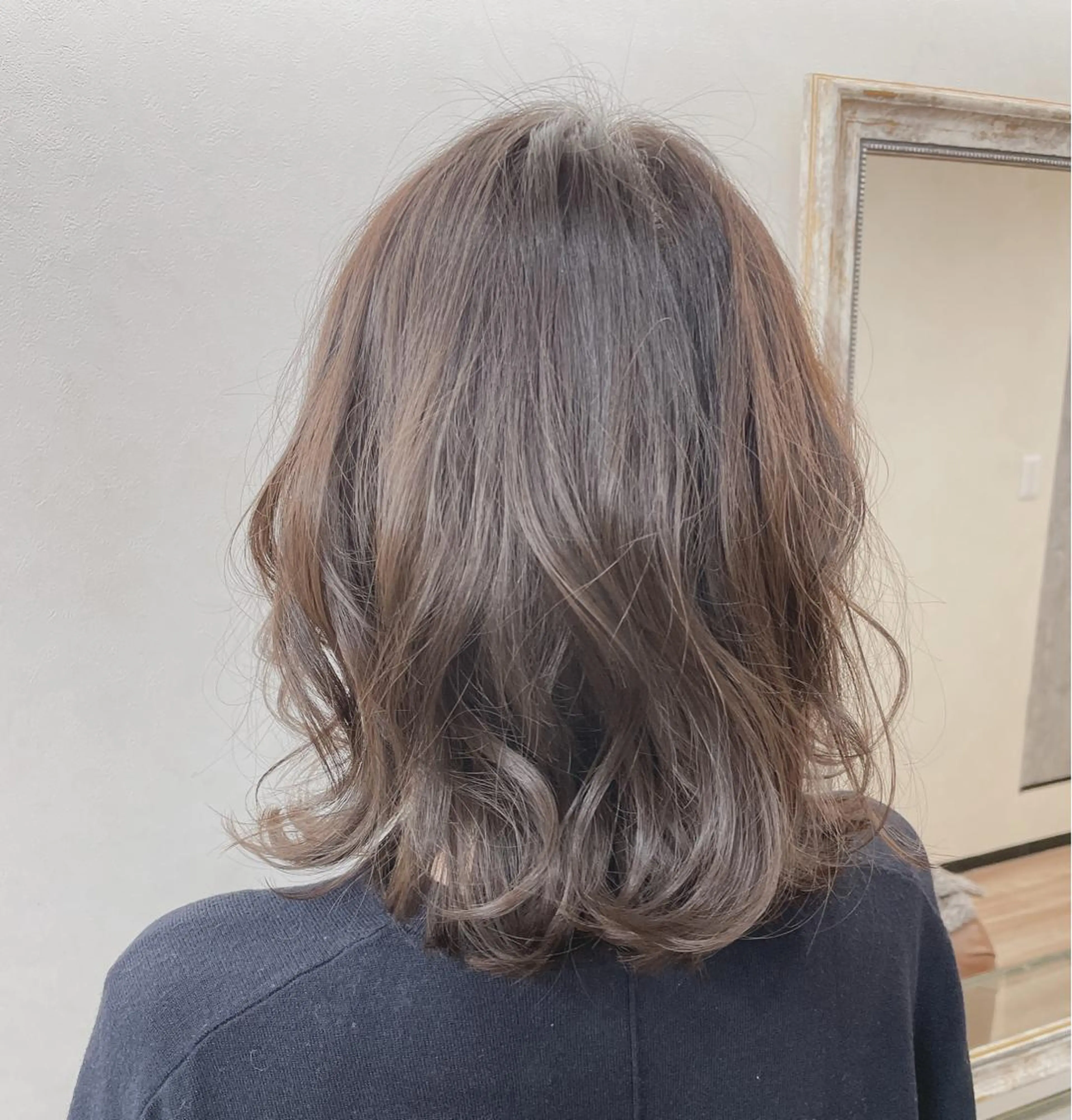 ミディアム カラー ヘアカラー トリートメント TOWA 野村　コウダイのヘアスタイル