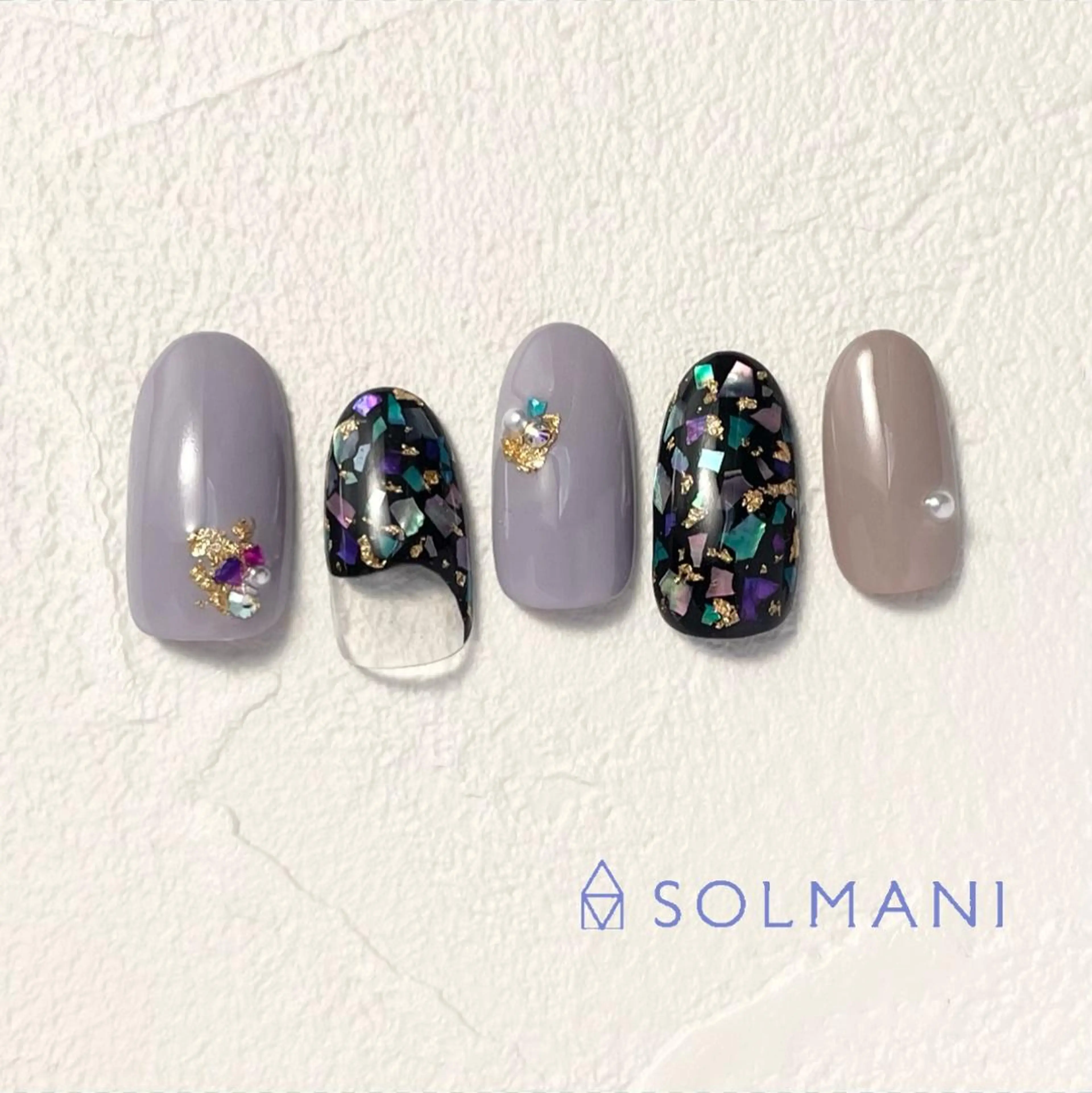 ネイル SOLMANI 予約担当のネイルデザイン