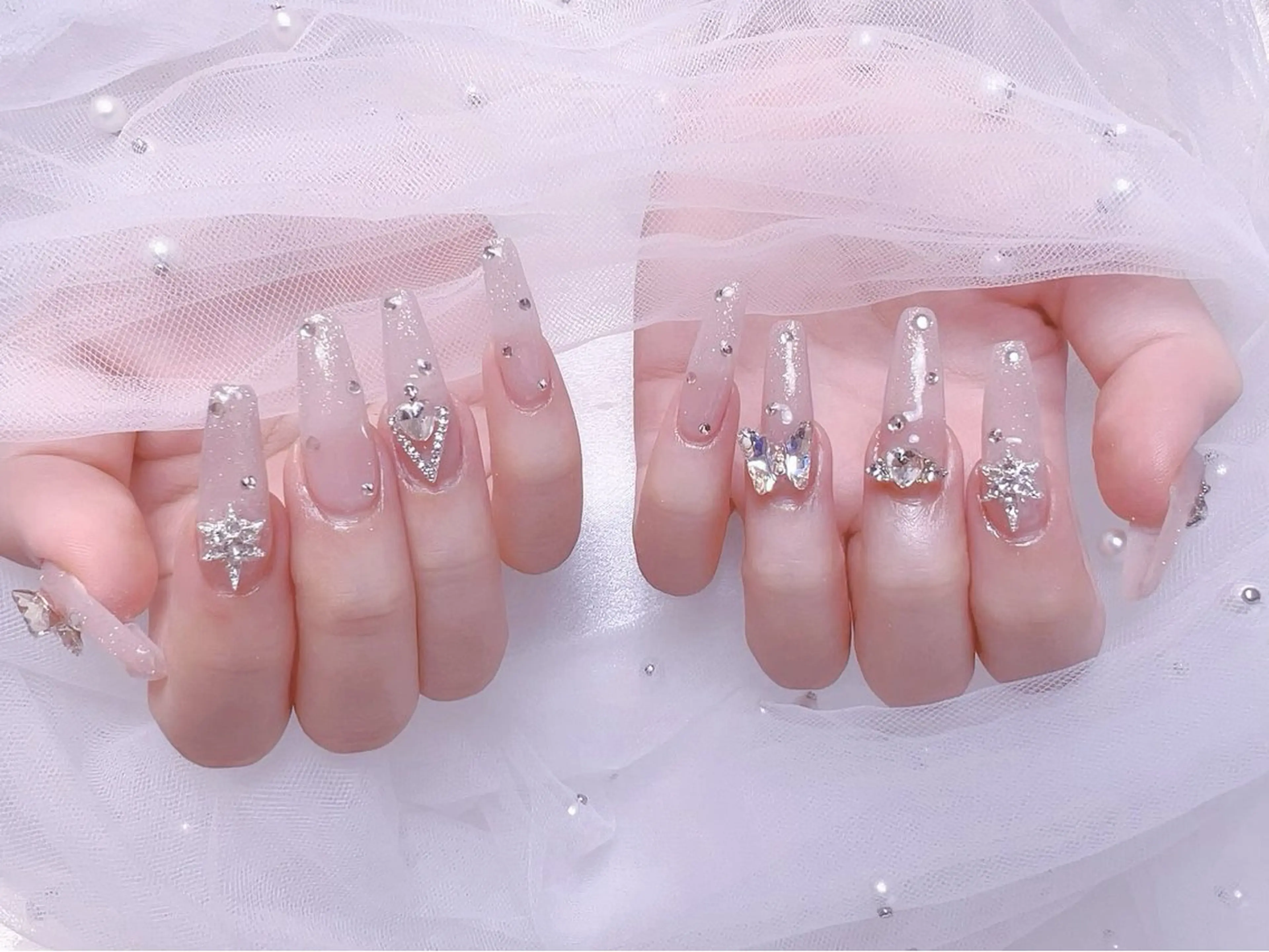 ネイル ハンドネイル ロータス ネイルサロンのネイルデザイン