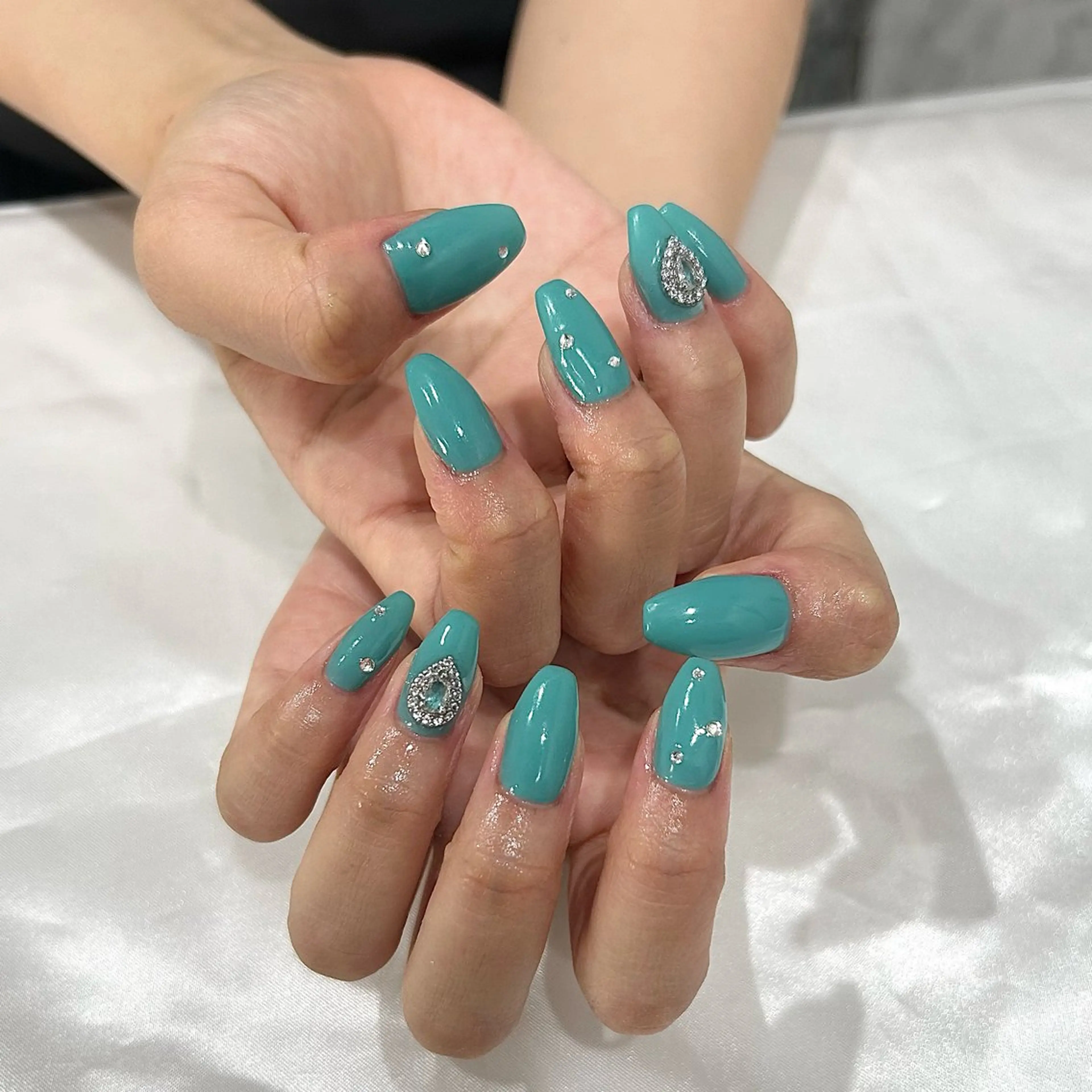 ネイル ハンドネイル R Beauty Salon所属・R Beauty Salon 杉本のネイルデザイン