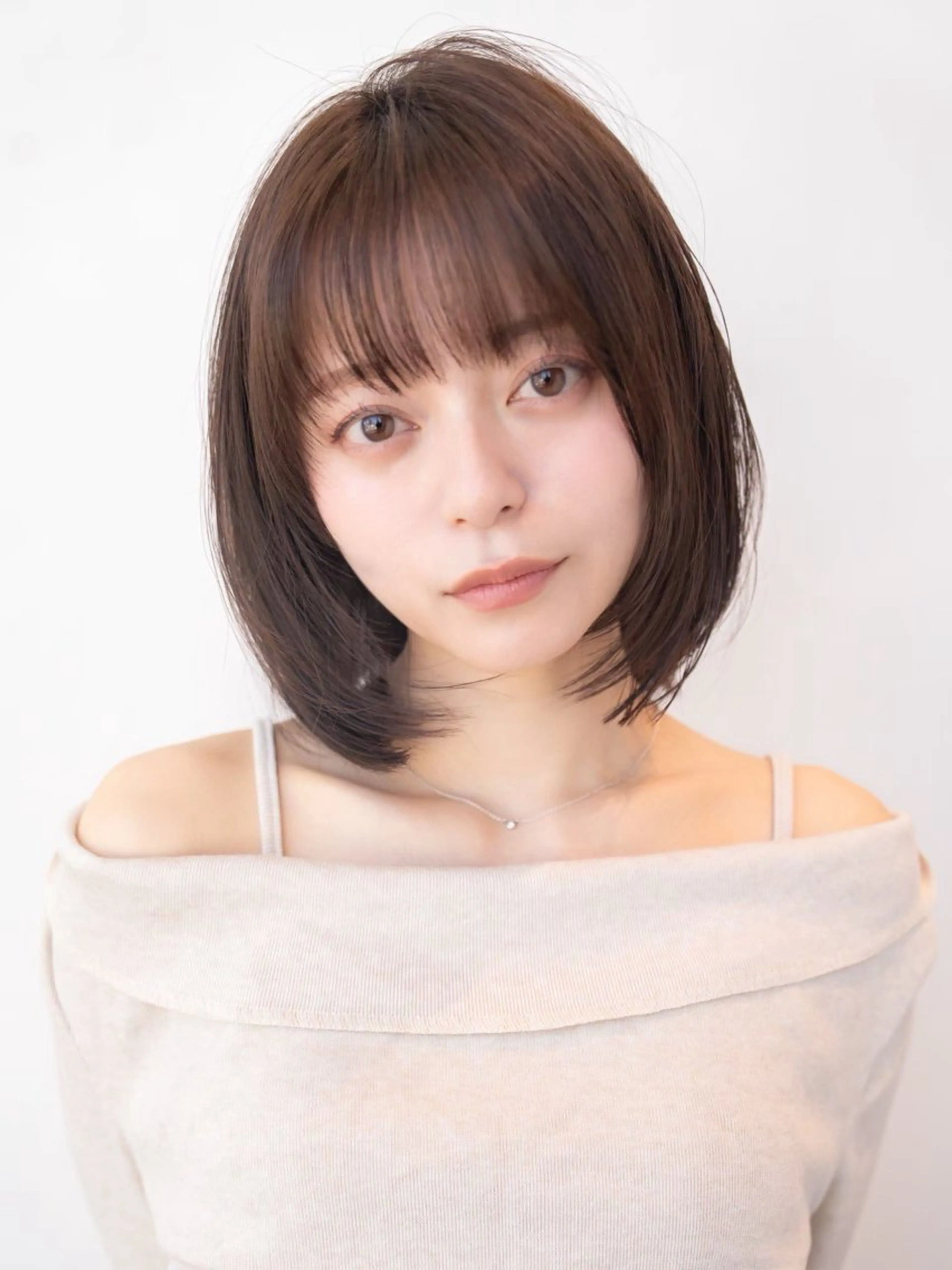 ミディアム カラー カット ヘアカラー トリートメント 垢抜けボブカット /楓のヘアスタイル