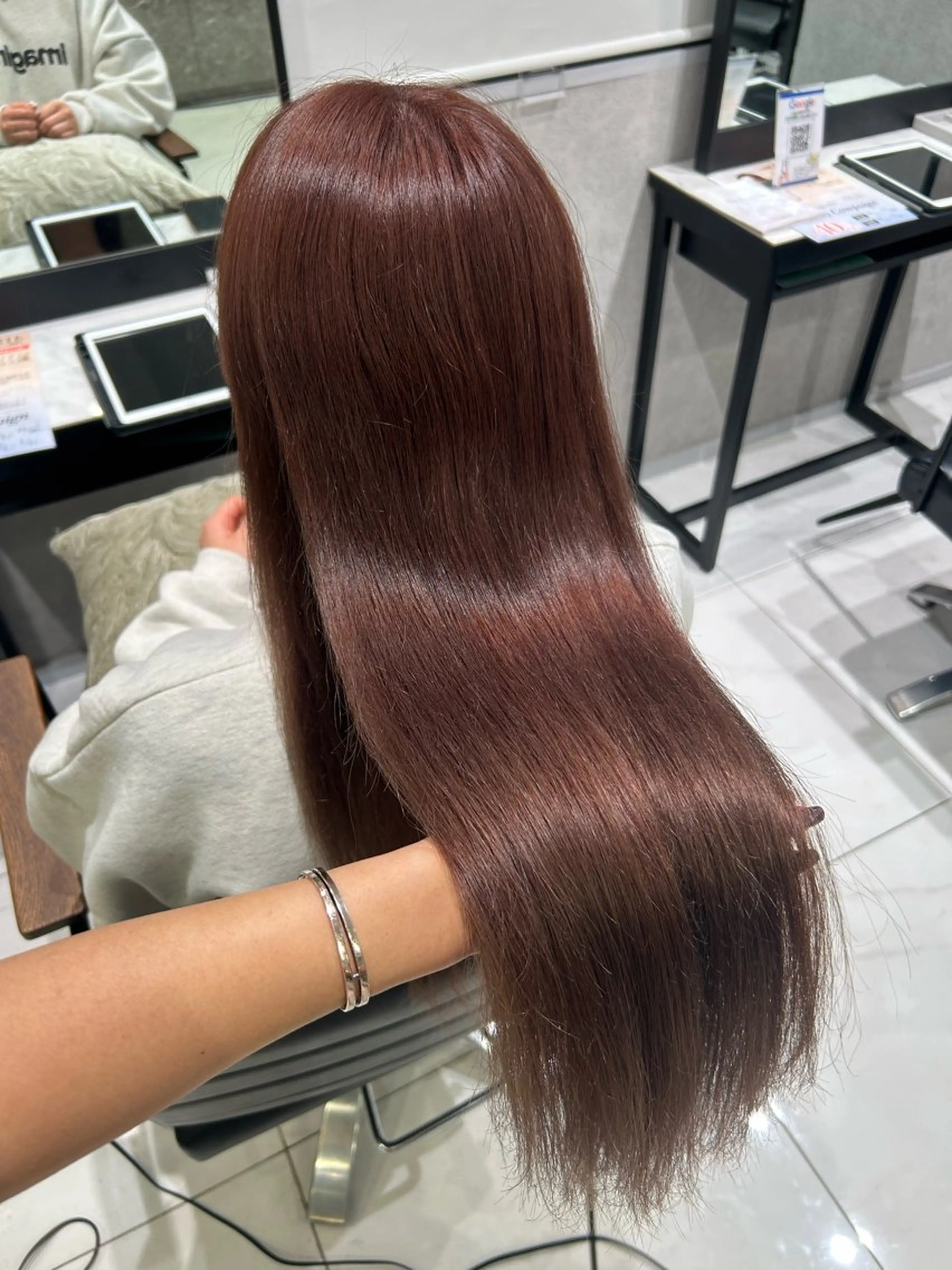 カラー ベージュカラー ピンクカラー ピンクベージュ ヘアカラー 透明感カラー🩵 束感まつげ🪼海月のヘアスタイル
