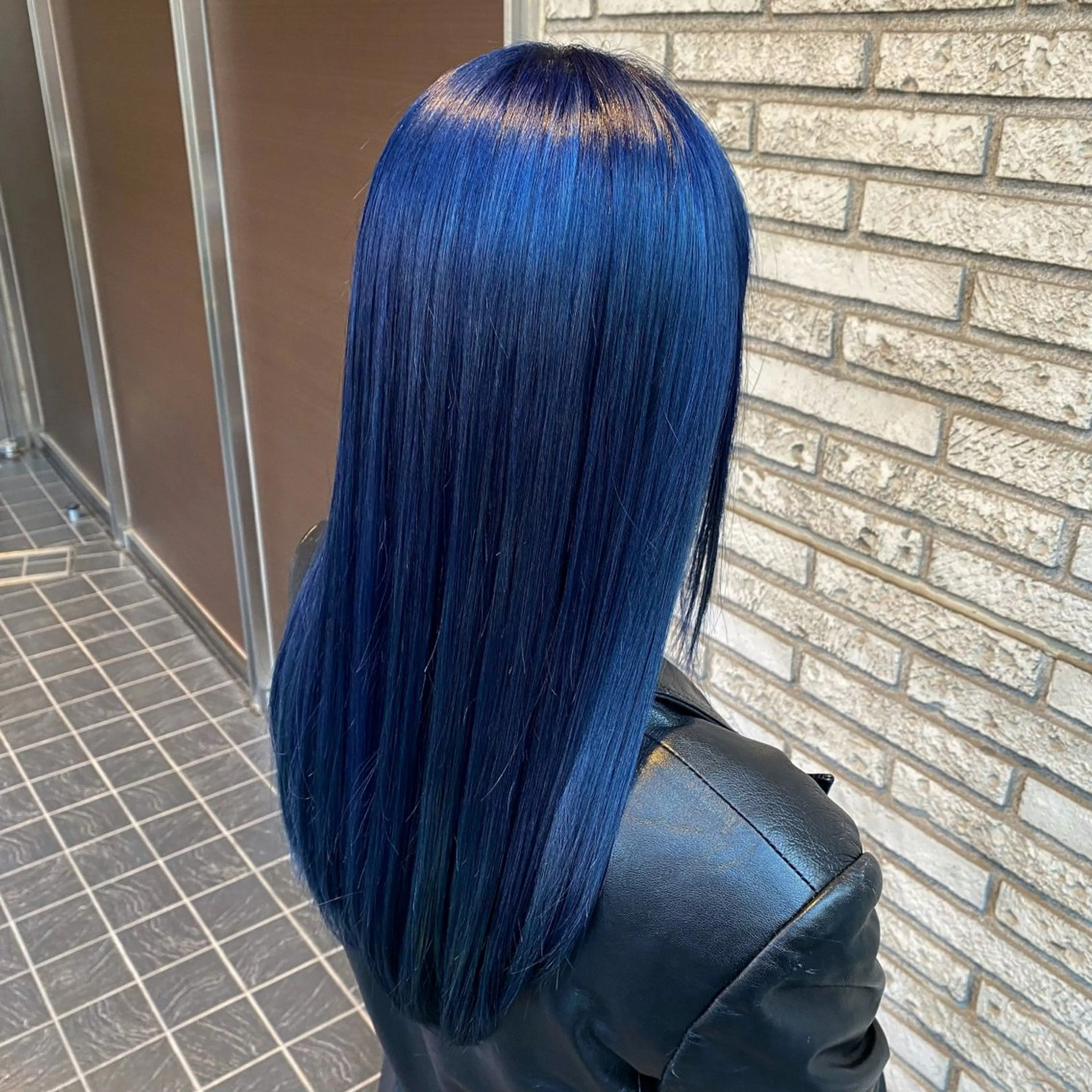 ロング カラー 岩堀 氷河のヘアスタイル