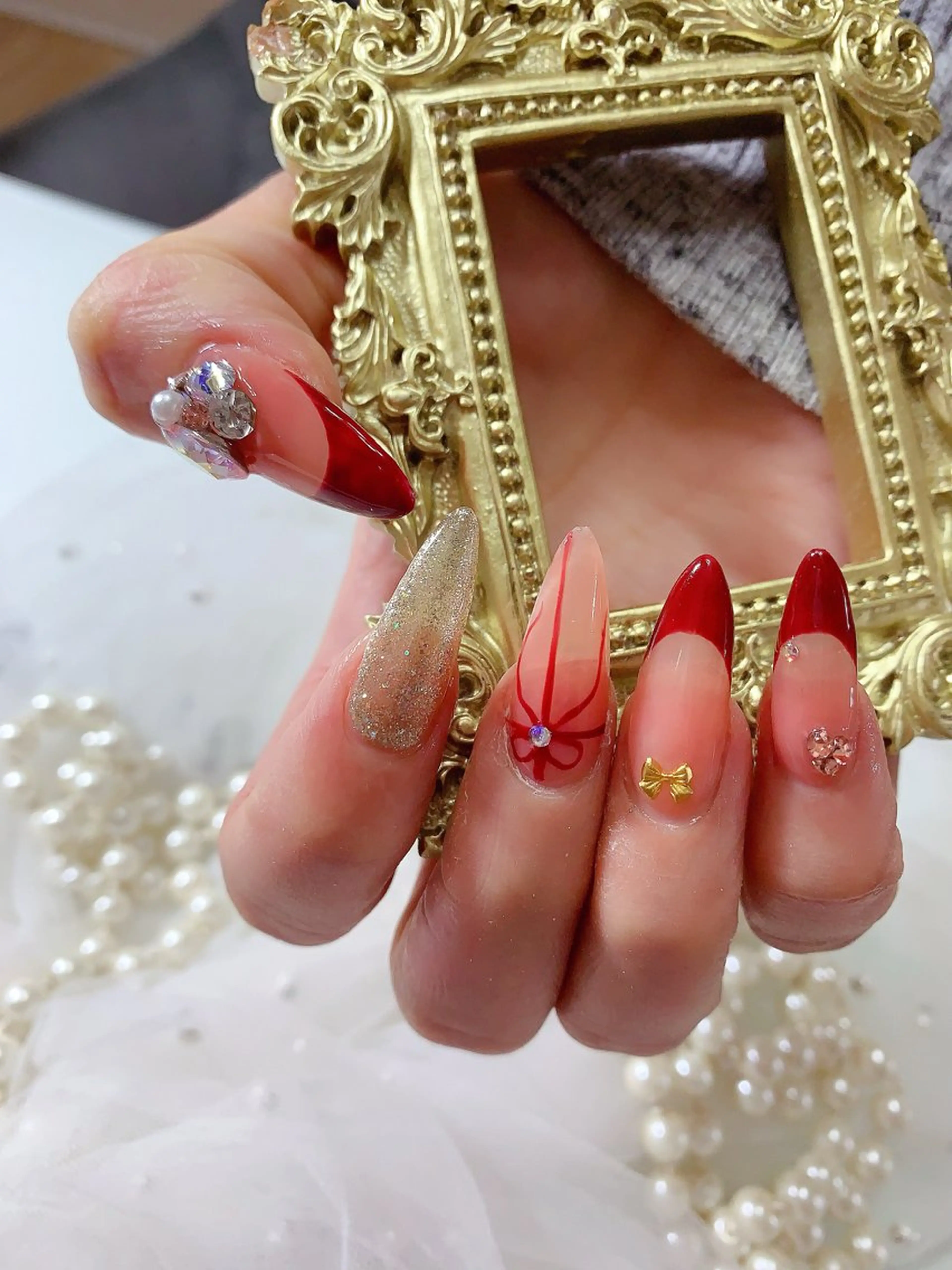ネイル ハンドネイル ネイルサロンAiri 長さ出し·シンプルのネイルデザイン