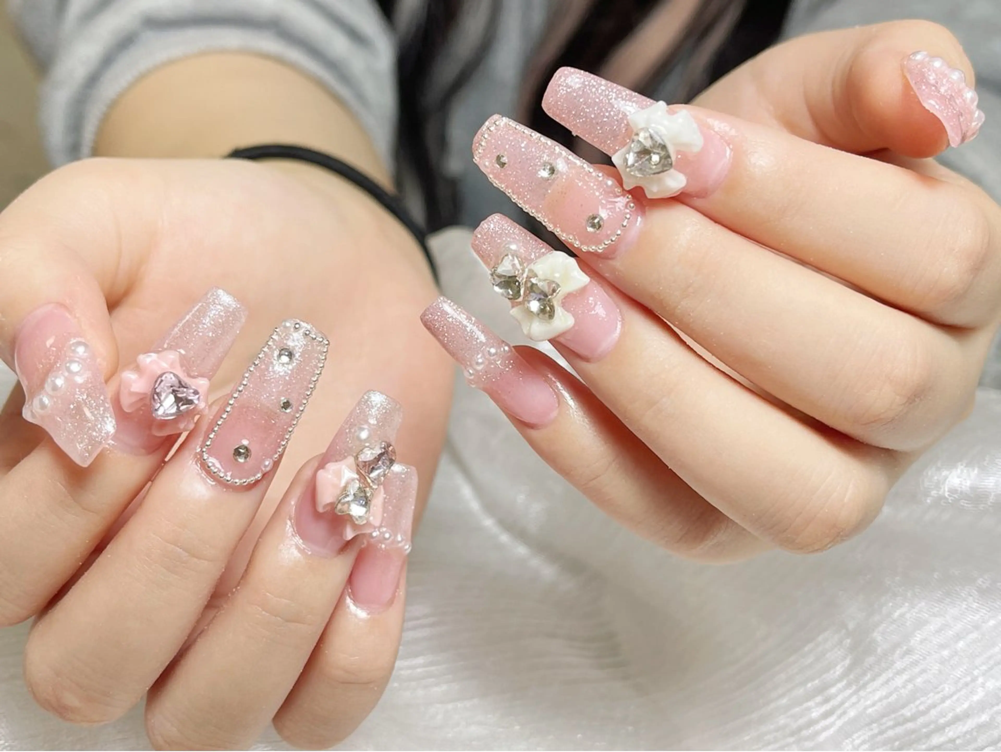 ネイル ハンドネイル 🎀ネイルサロン エクラYUI🎀のネイルデザイン