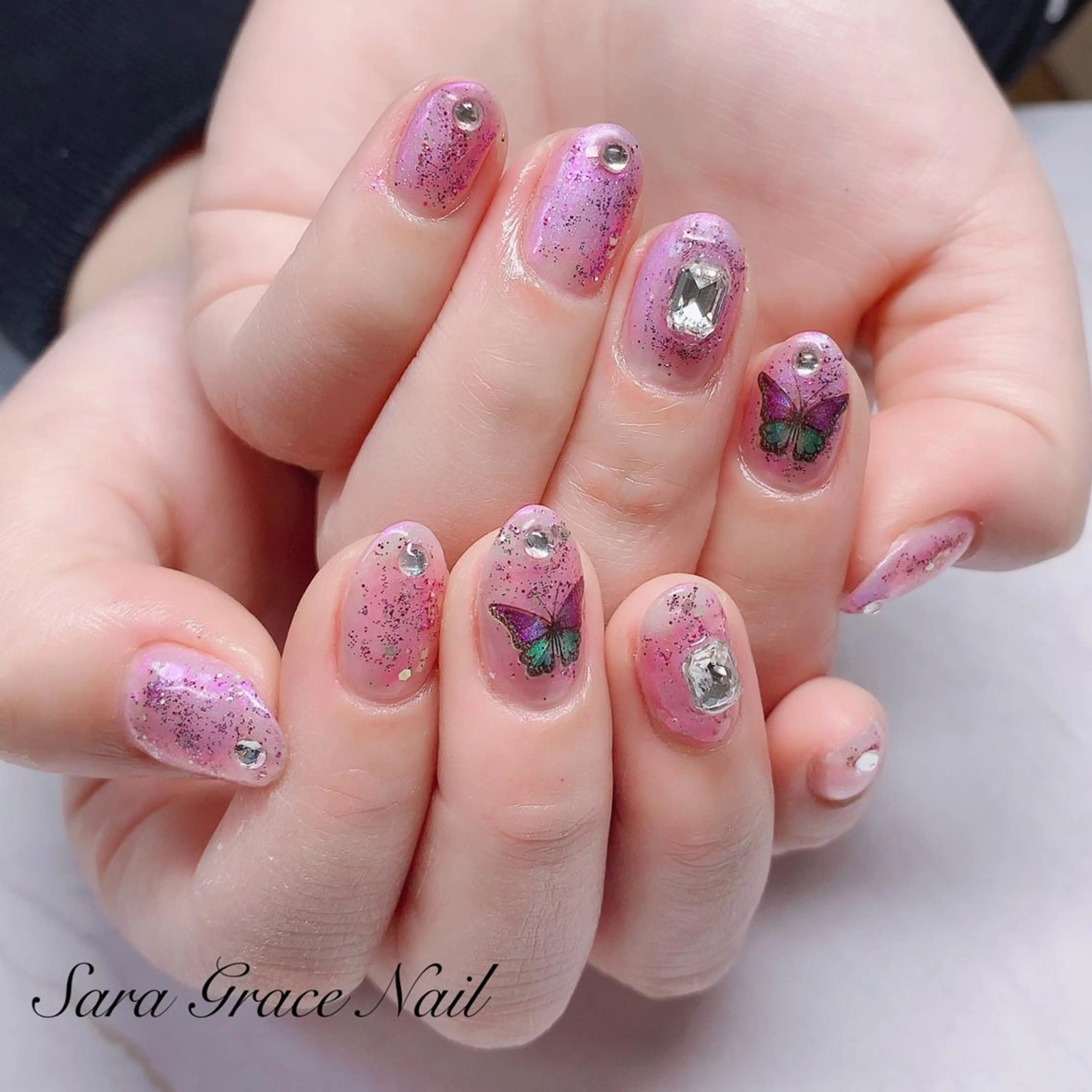 ネイル Sara Grace Nailのネイルデザイン