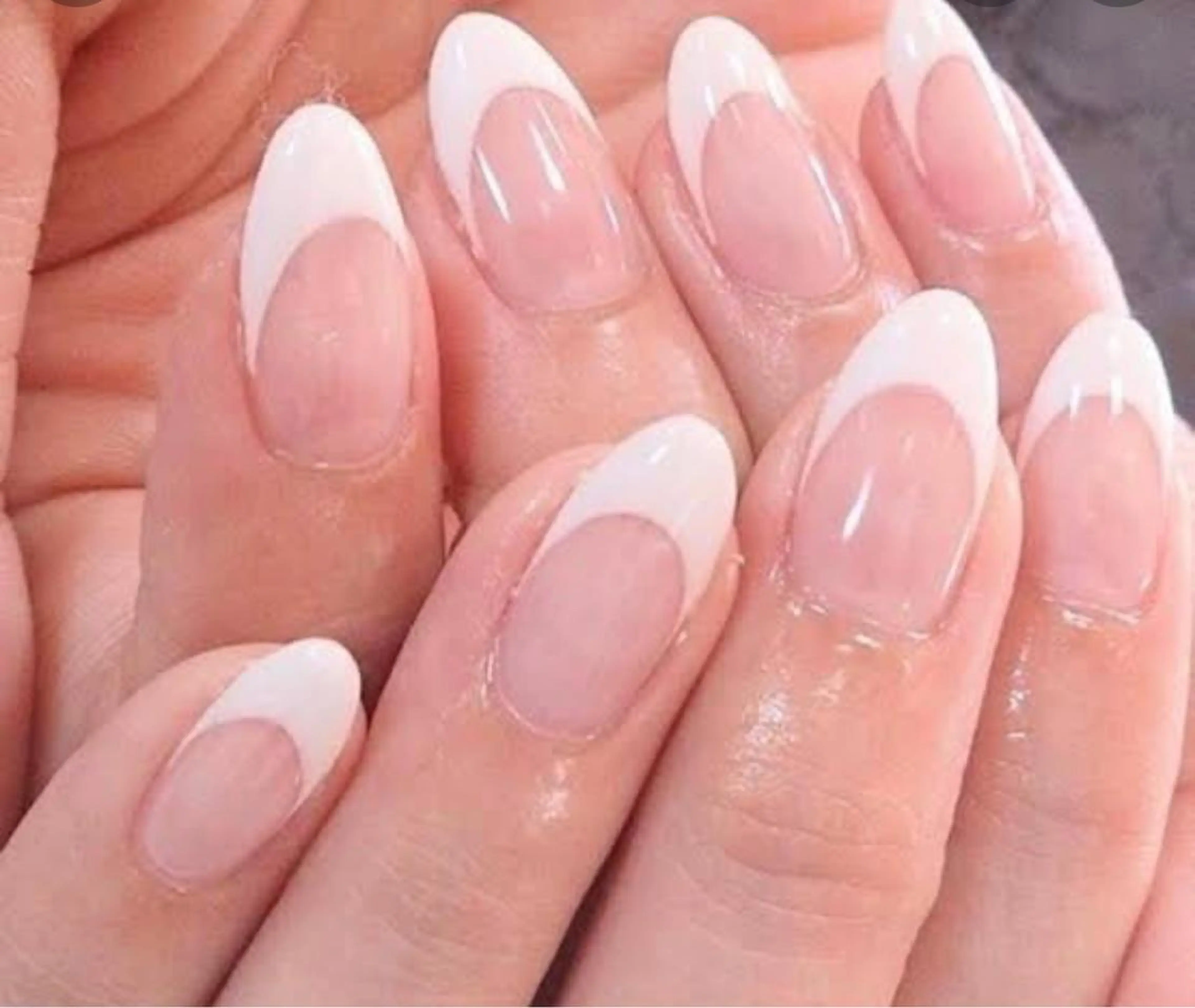 ネイル フレンチネイル love girlのネイルデザイン