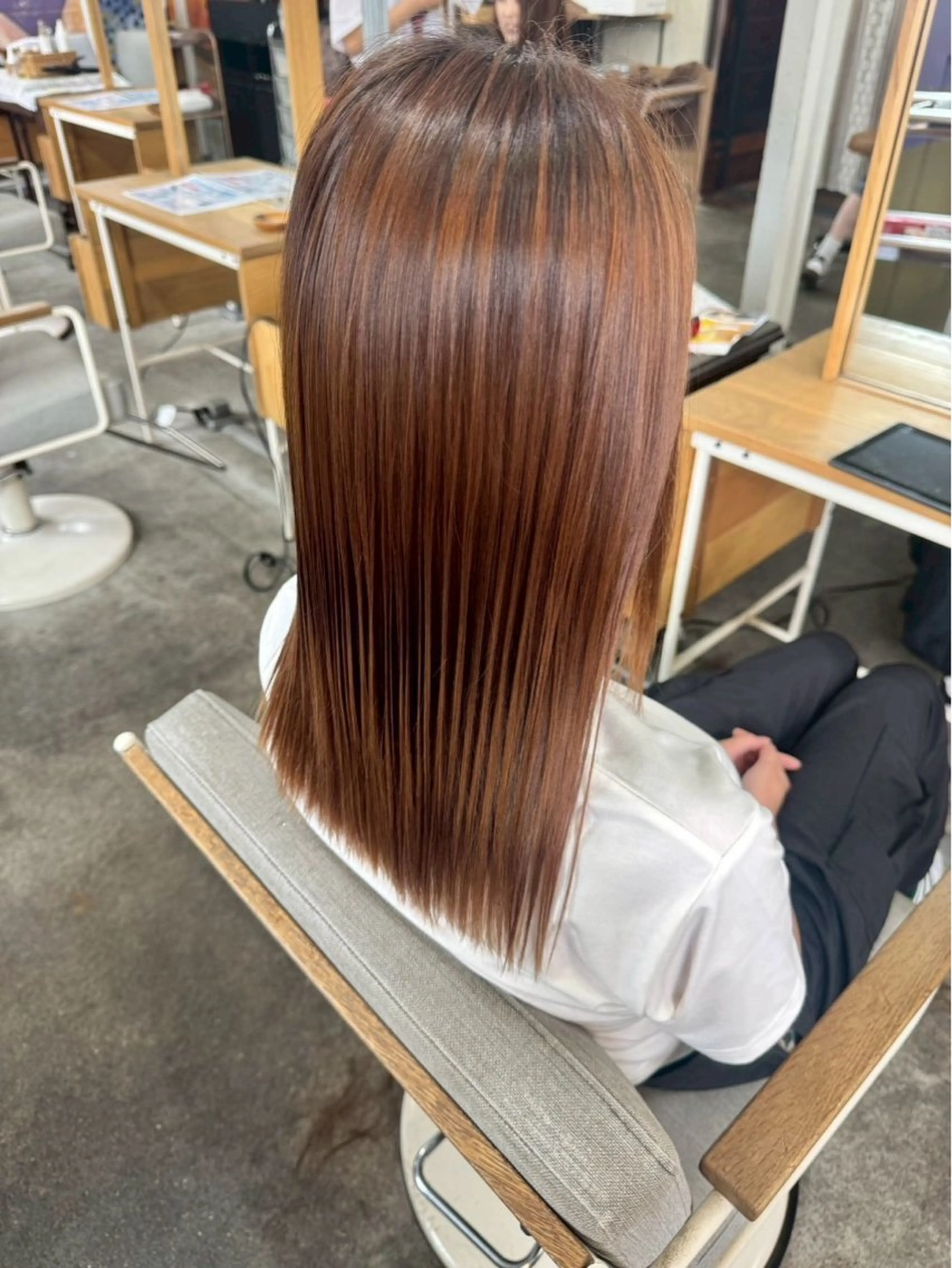 ◇ご新規様限定◇髪質改善縮毛矯正🩶＋カットの写真