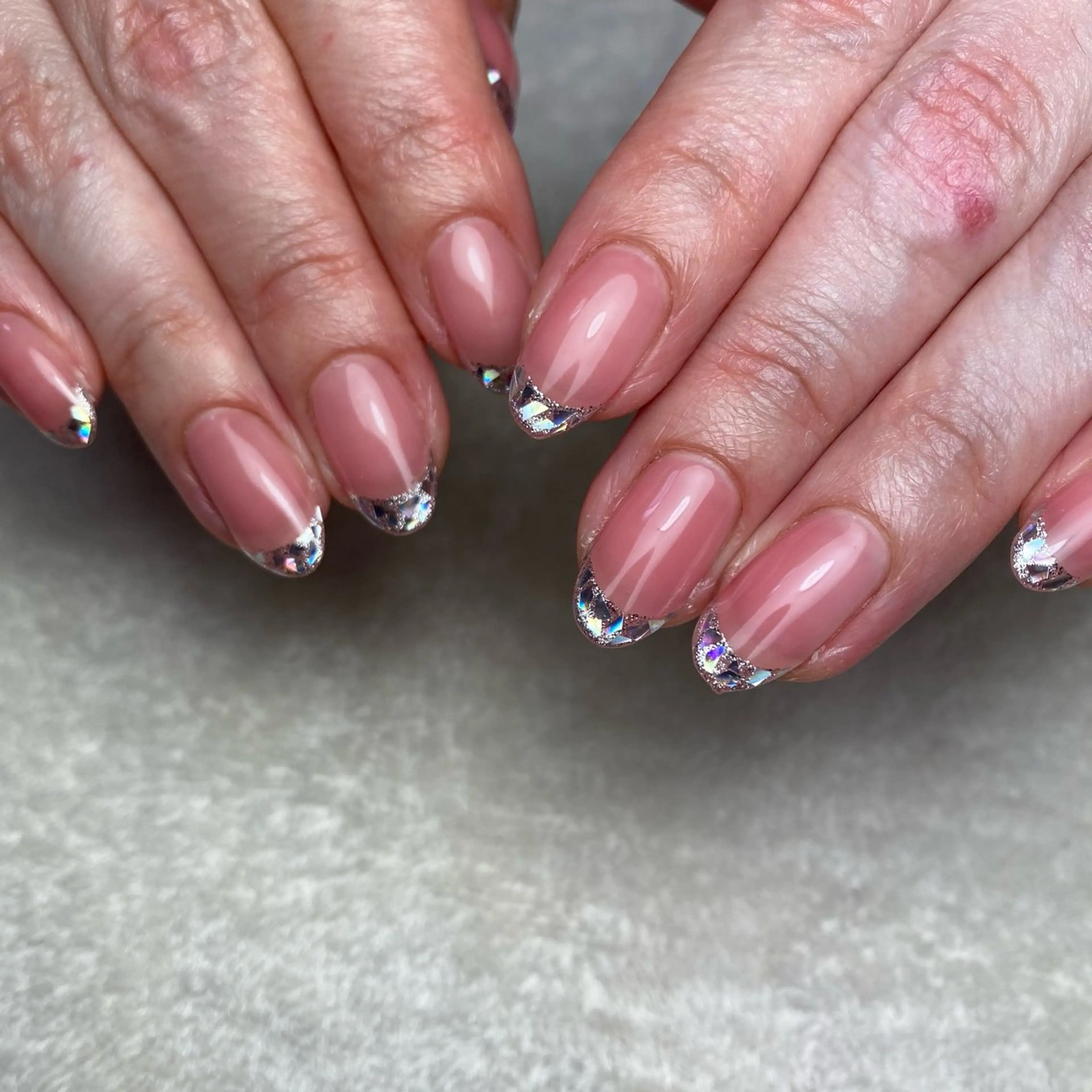 ネイル フレンチネイル ガラスフレンチ COCO+所属・COCO +のエステ・リラクイメージ