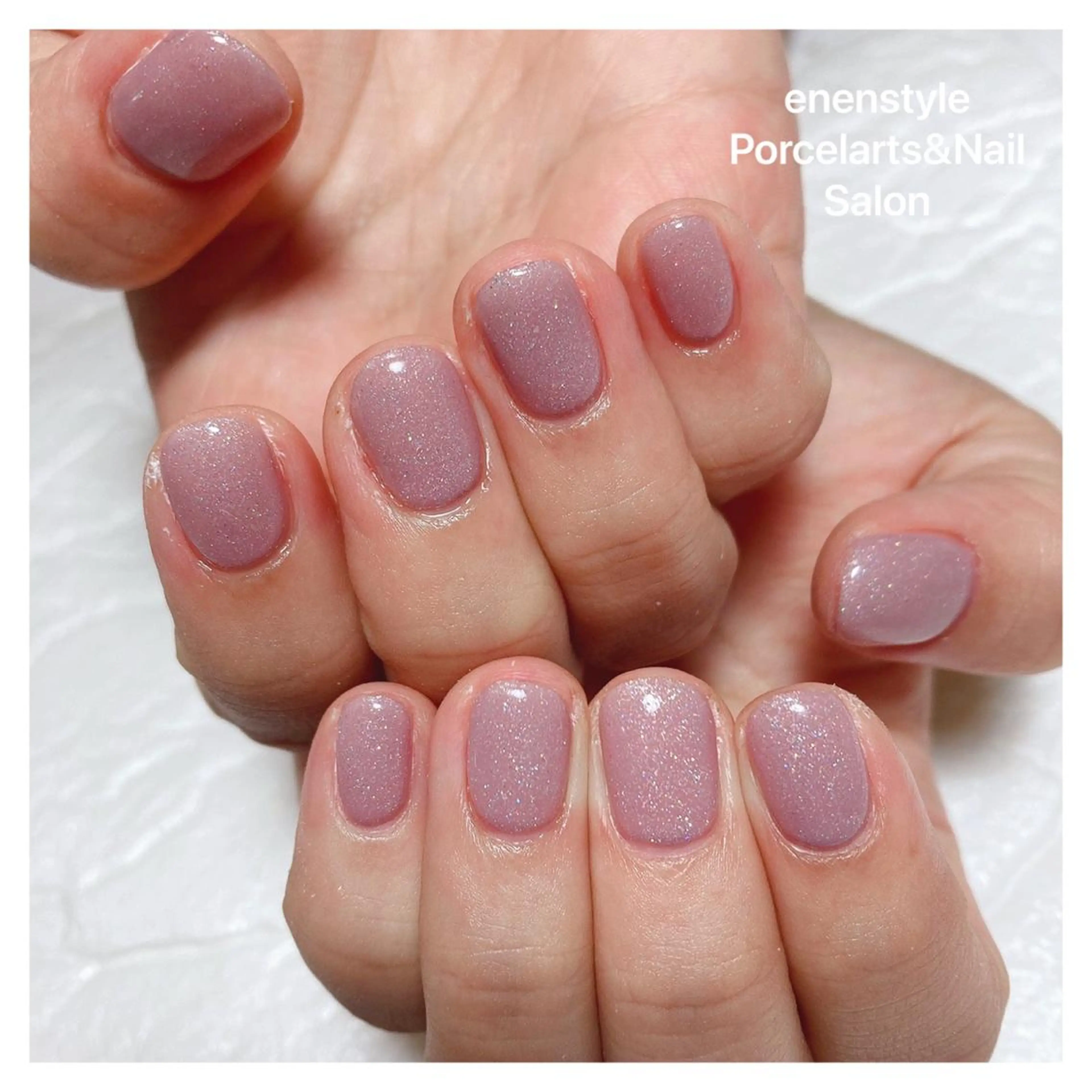 ショート ネイル 👑enen style👑のネイルデザイン