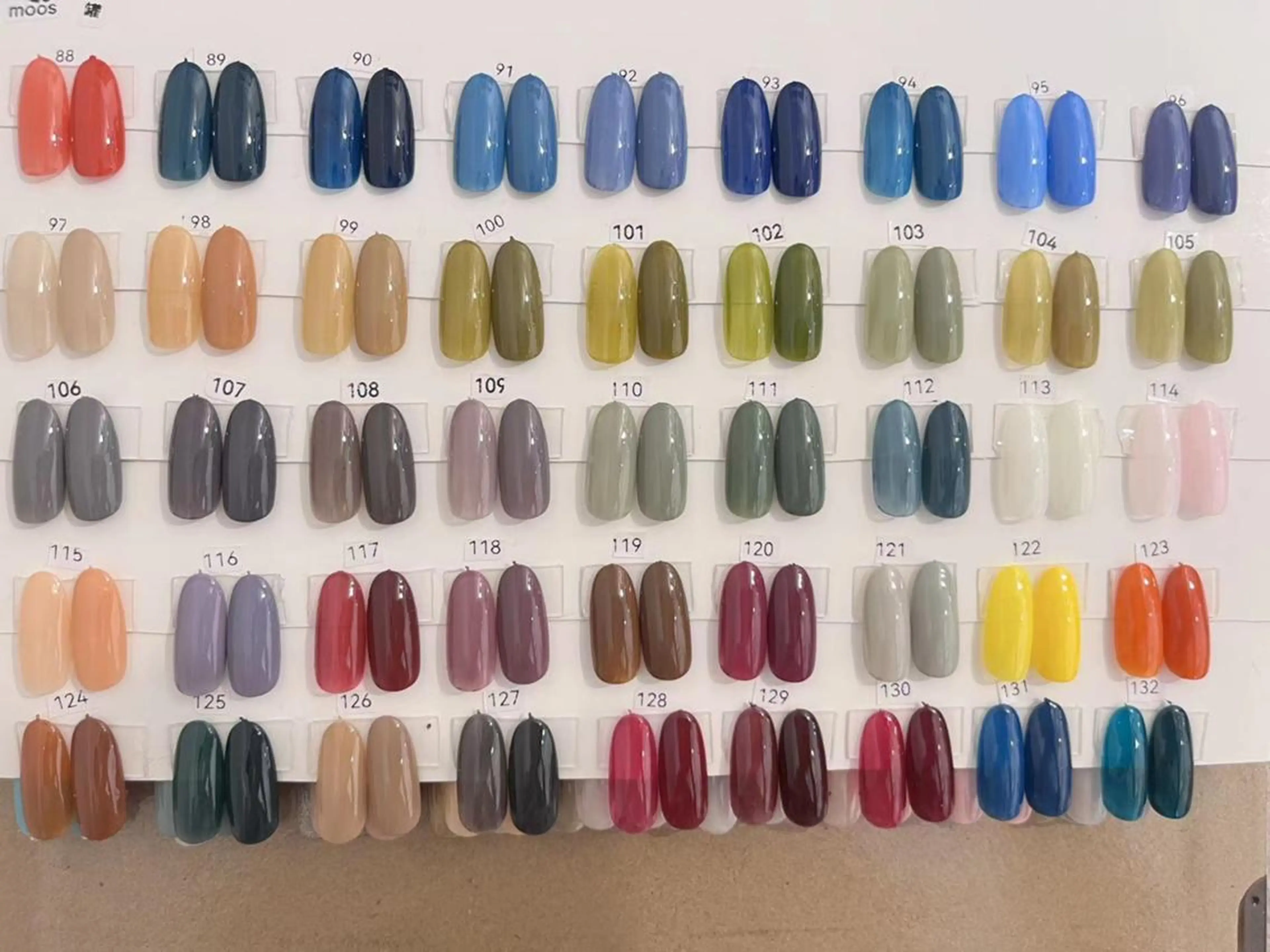 ネイル moe自宅ネイルサロン所属・萌 自宅ネイルサロンのネイルデザイン