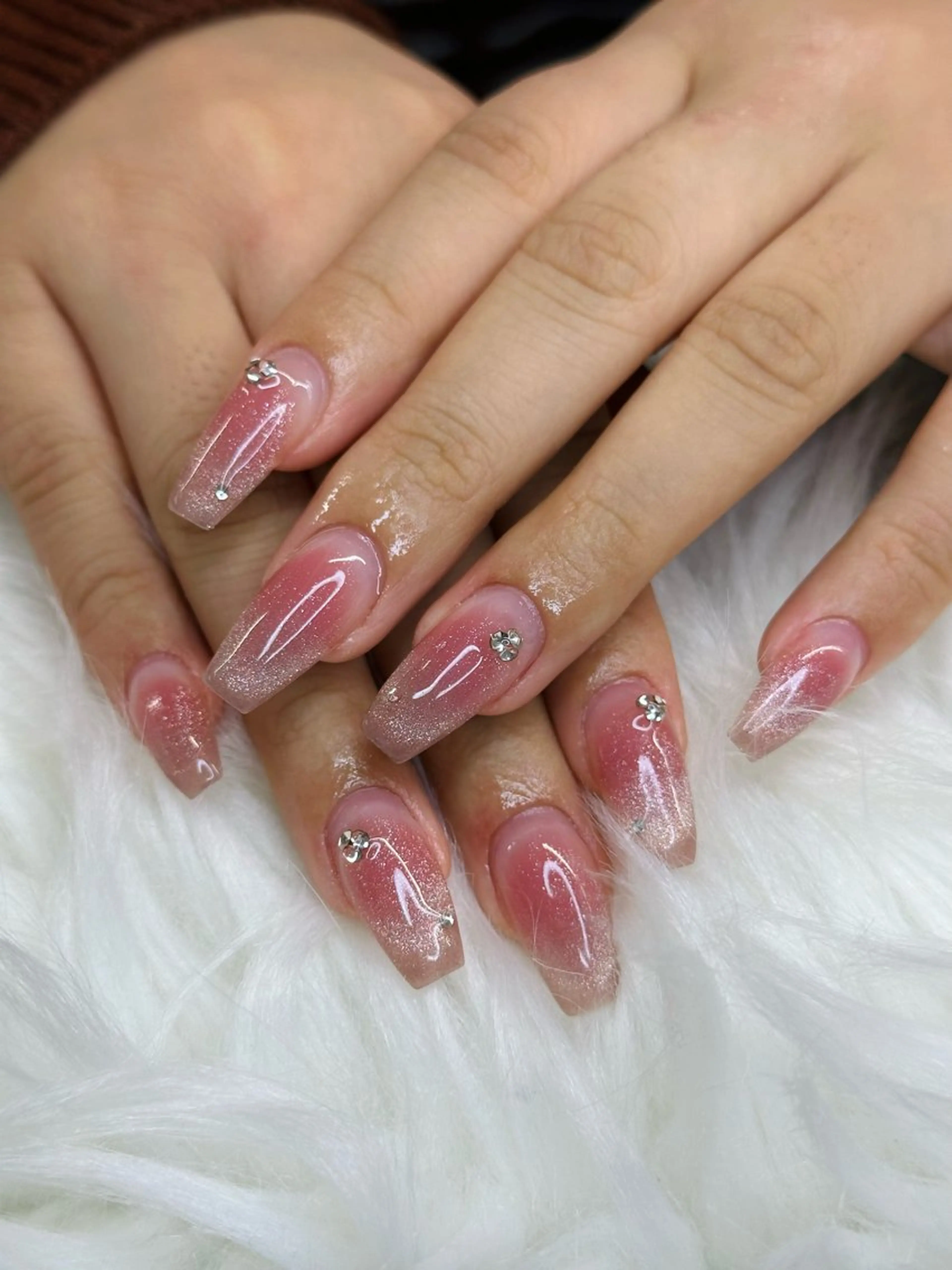 ✨長さだし✨マグネットグラデ+ストーン8個の写真