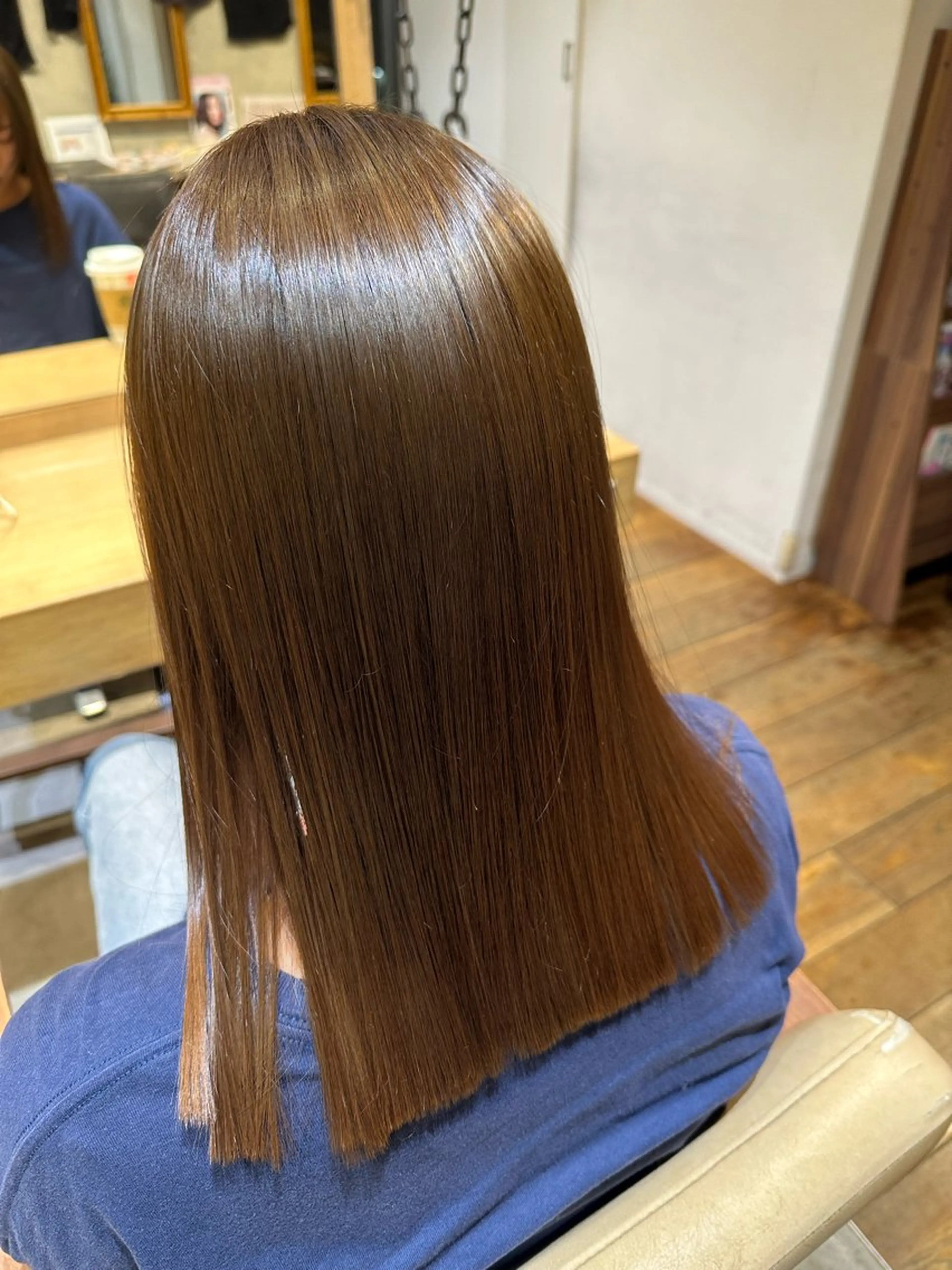 セミロング カラー トリートメント ヘアカラー トリートメント 浅倉栞 /透明感カラーのヘアスタイル