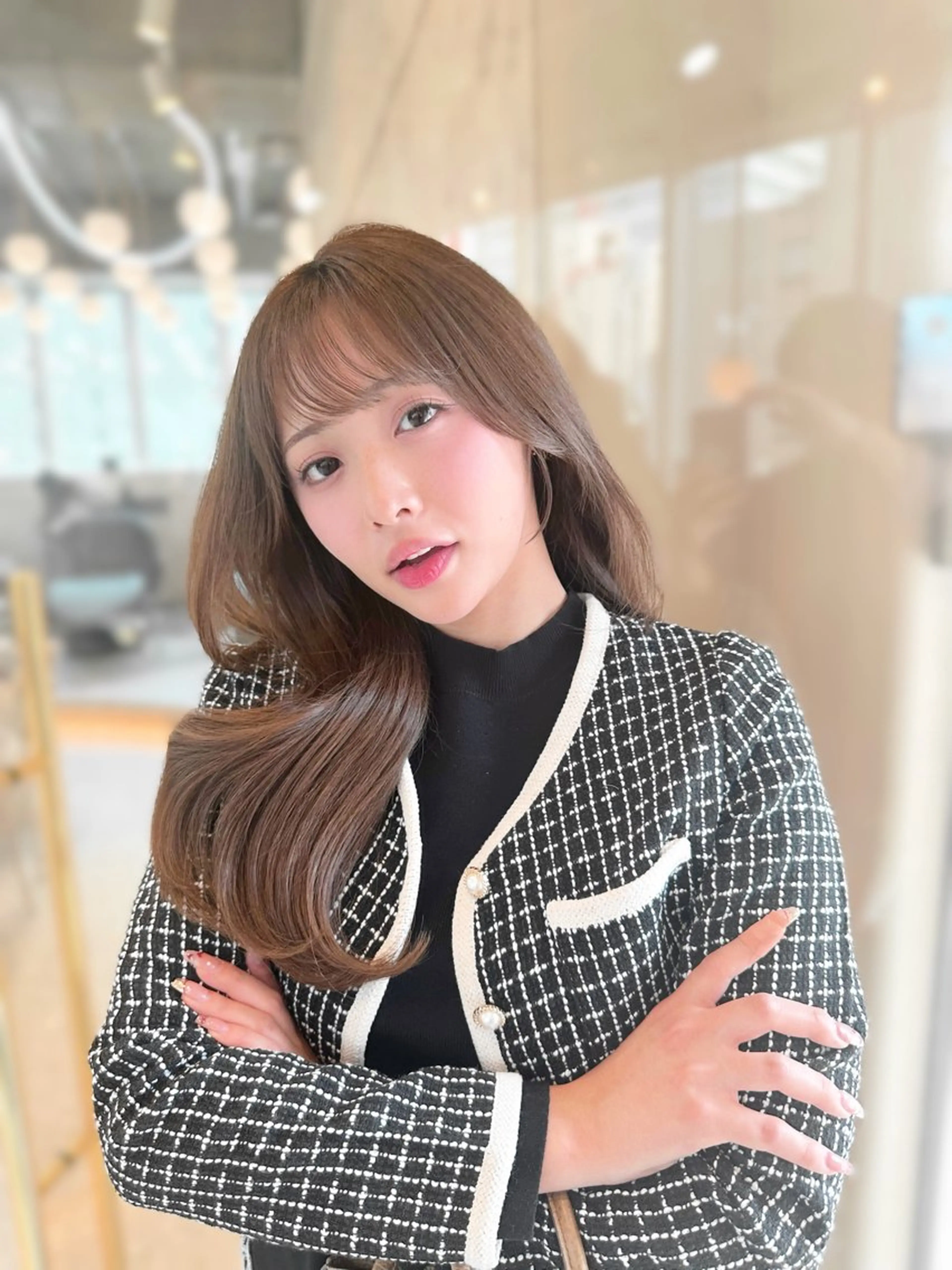 セミロング カラー カット ヘアカラー トリートメント ヘアセット 韓国レイヤー/透明感 カラー/髪質改善角所のヘアスタイル