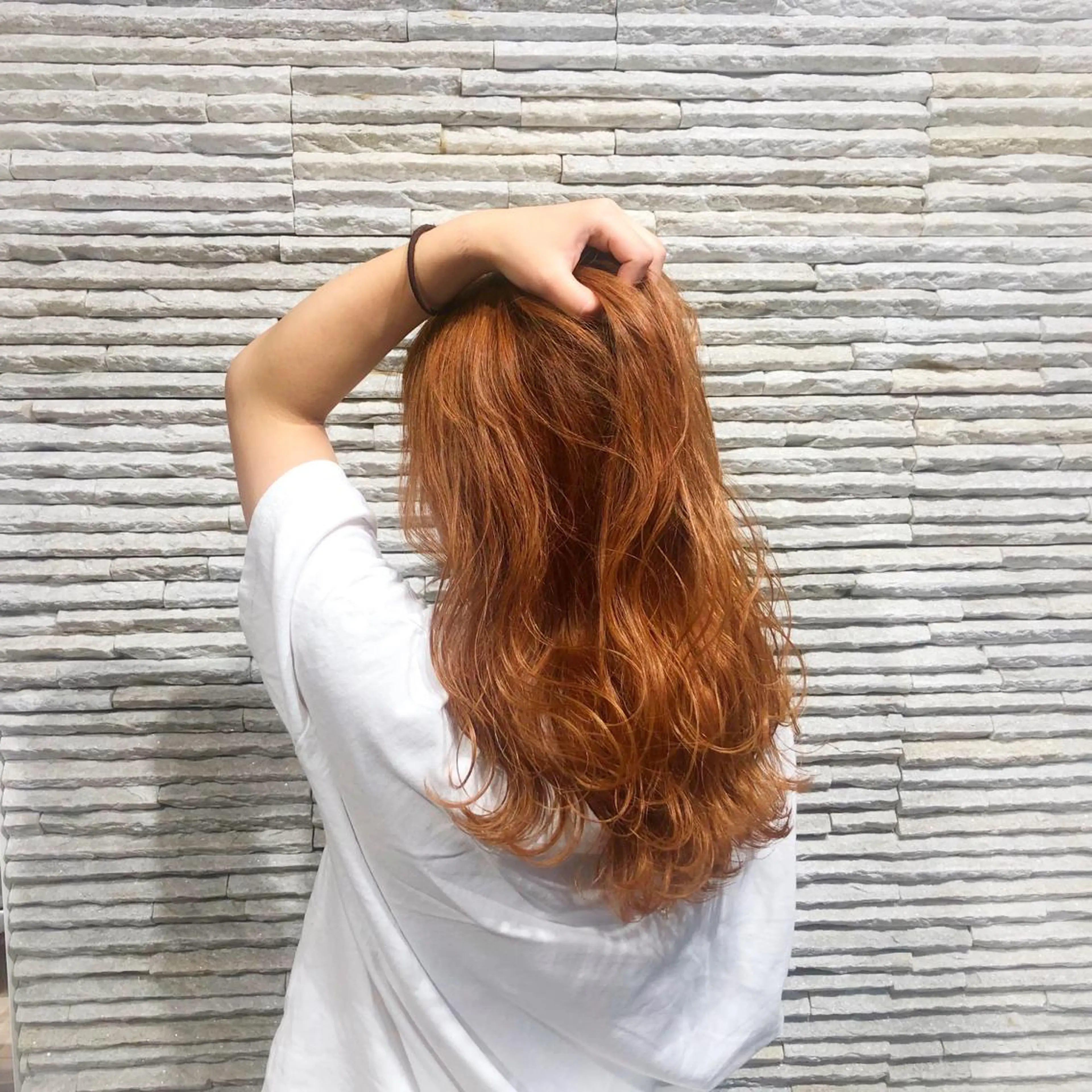 セミロング カラー ヘアアレンジ ヘアカラー 嶋田 ゆきのヘアスタイル