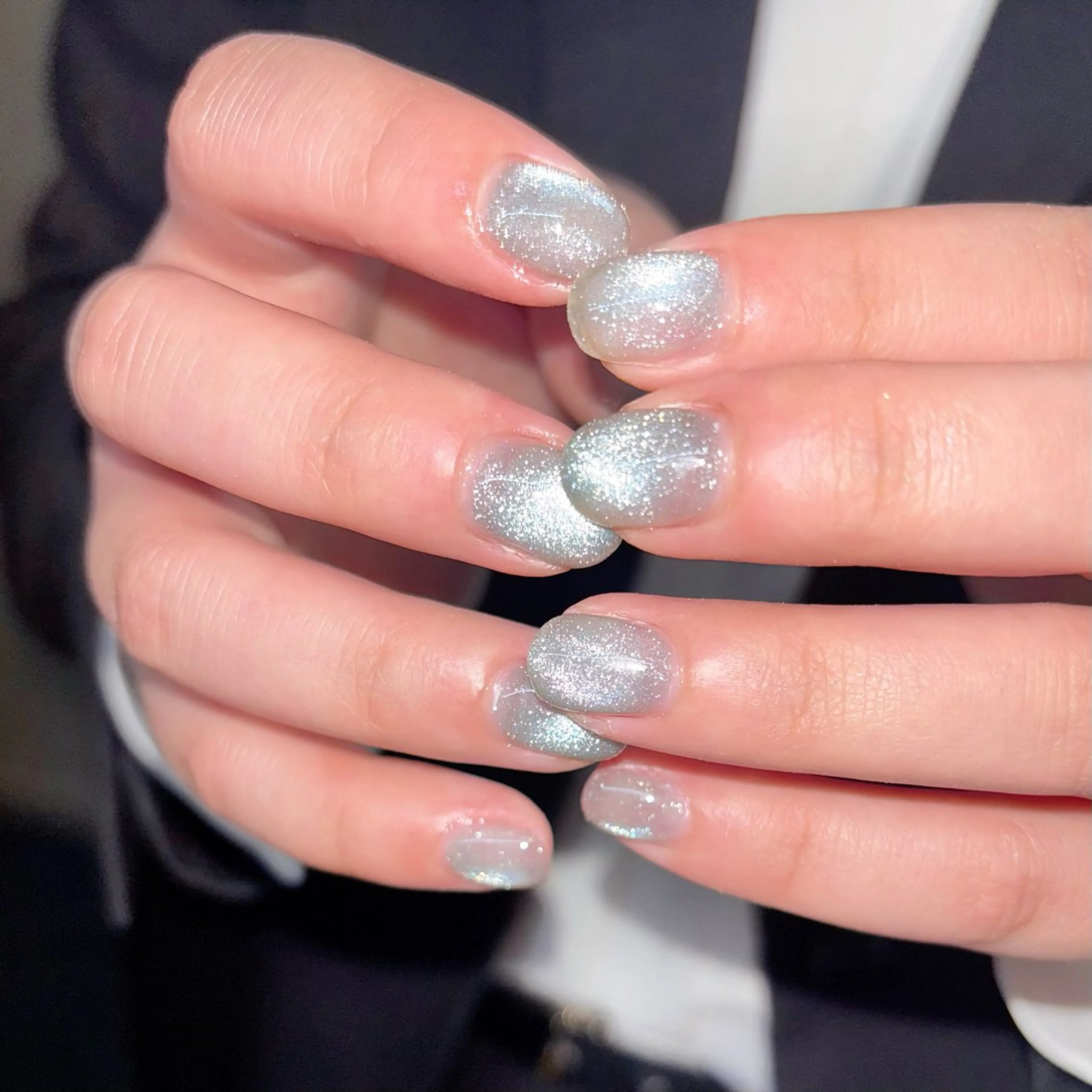 ネイル フレンチネイル 水色 マグネットネイル マグネットフレンチ シルバー ハンドネイル ハンドケア 🎀NAIL🎀 AI🪄︎︎◝✩のネイルデザイン