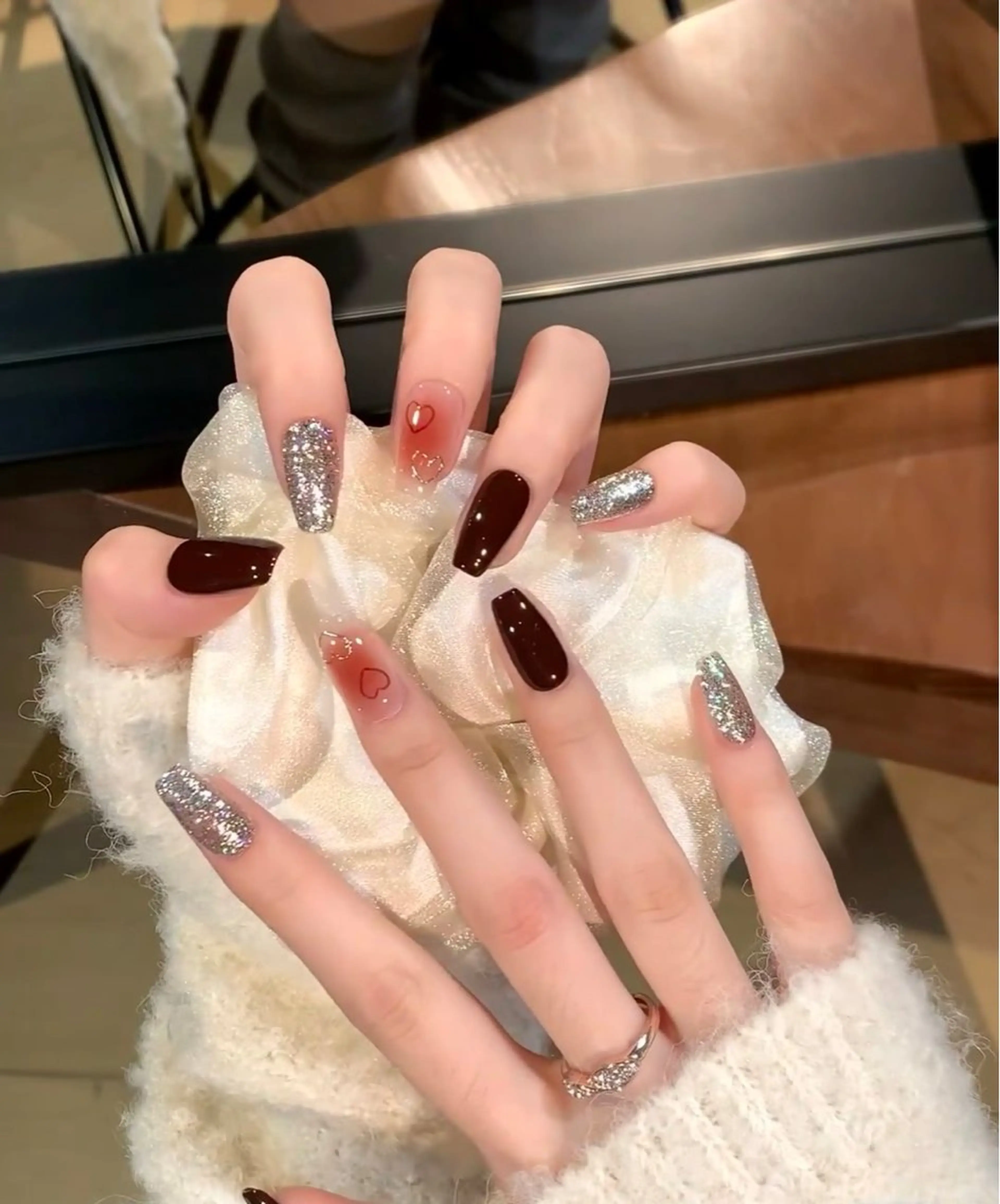 ネイル ジェルネイル ハート 韓国ネイル ニュアンスネイル オフィスネイル Niko nailサロンのネイルデザイン