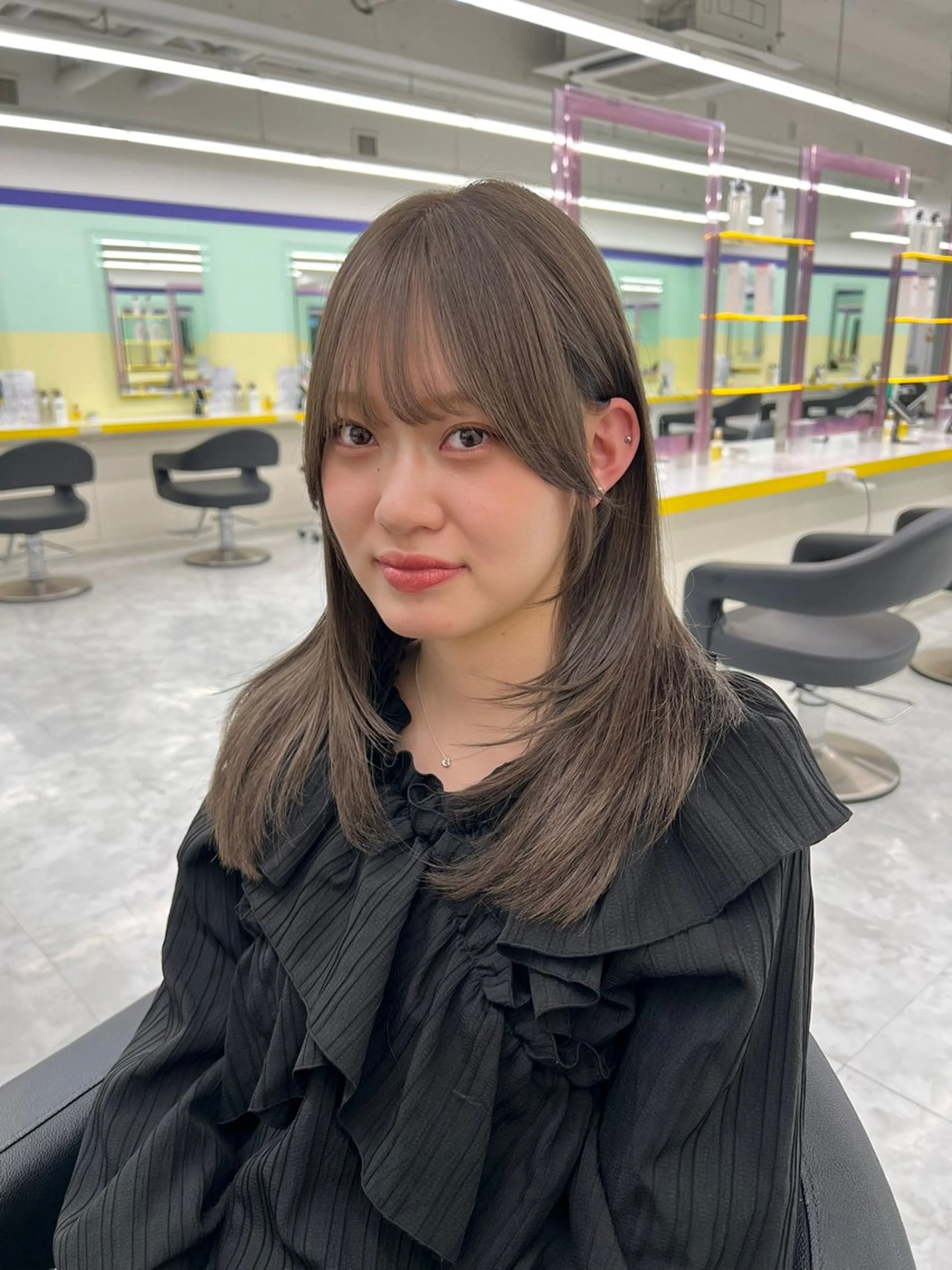 セミロング レイヤー/韓国❣️ 髪質改善/亘紘輝のヘアスタイル
