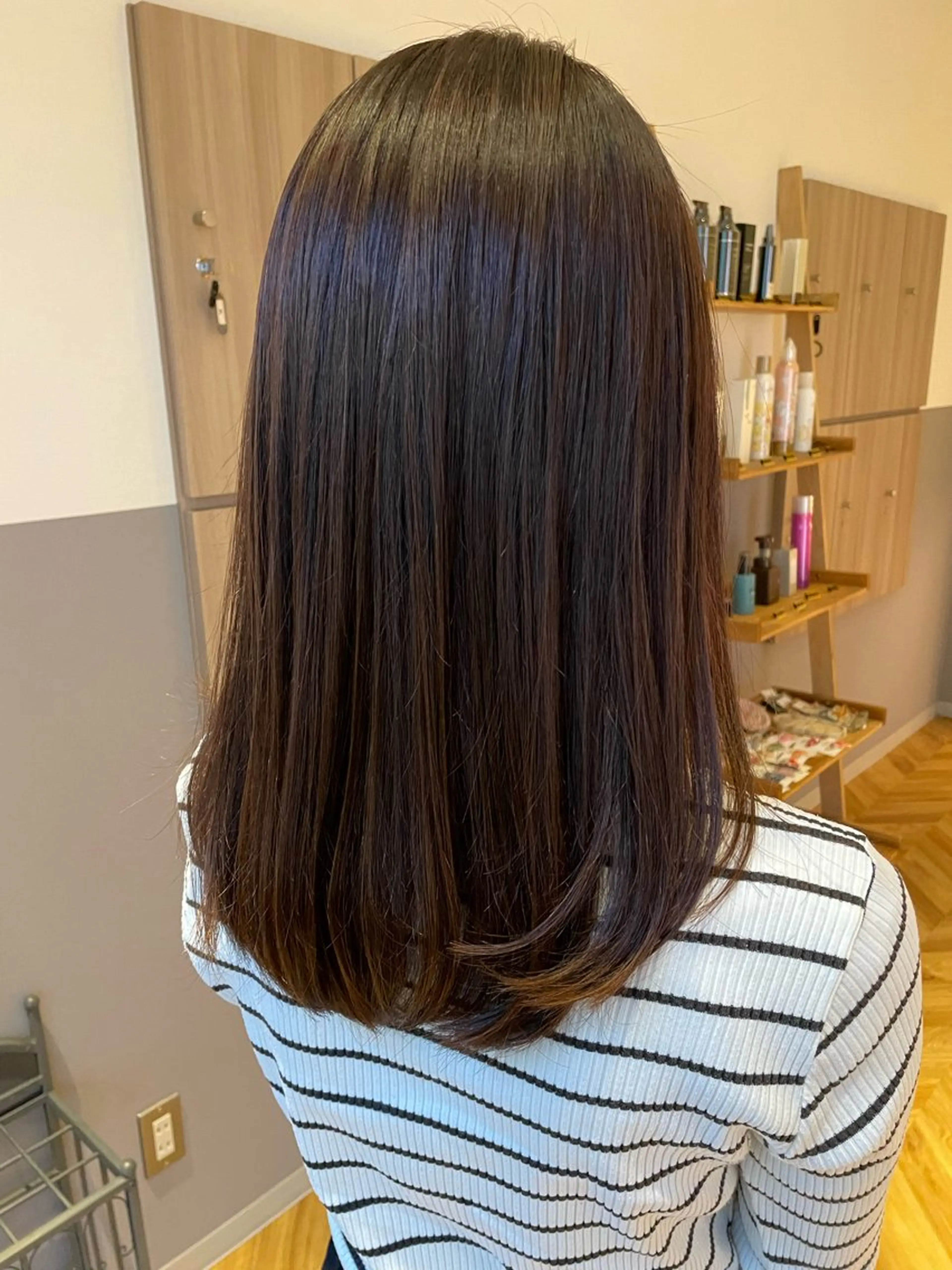 セミロング カラー 生盛 智穂子のヘアスタイル