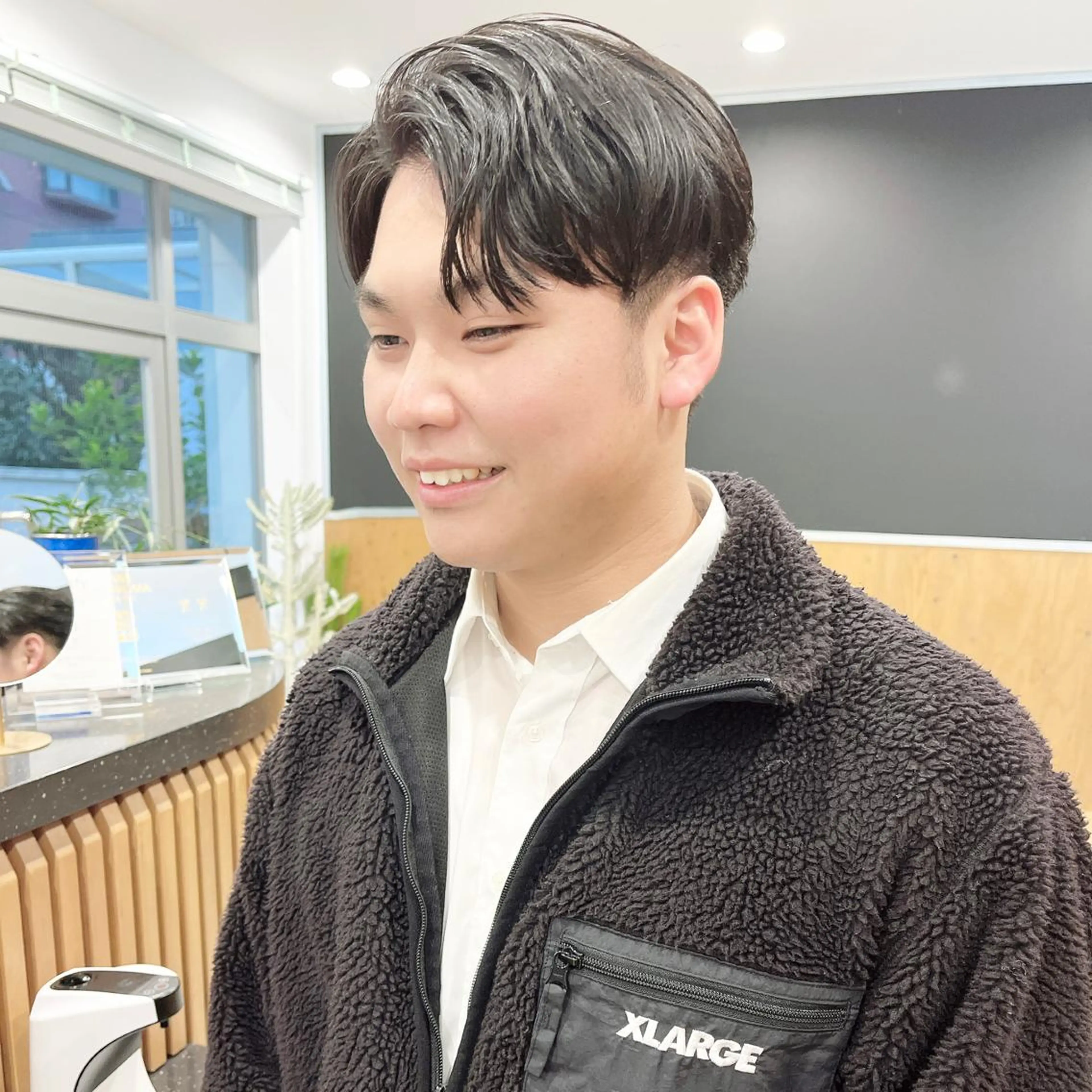 ショート パーマ メンズ メンズパーマ ストレートパーマ アラキチヒロ THE REMMYのヘアスタイル