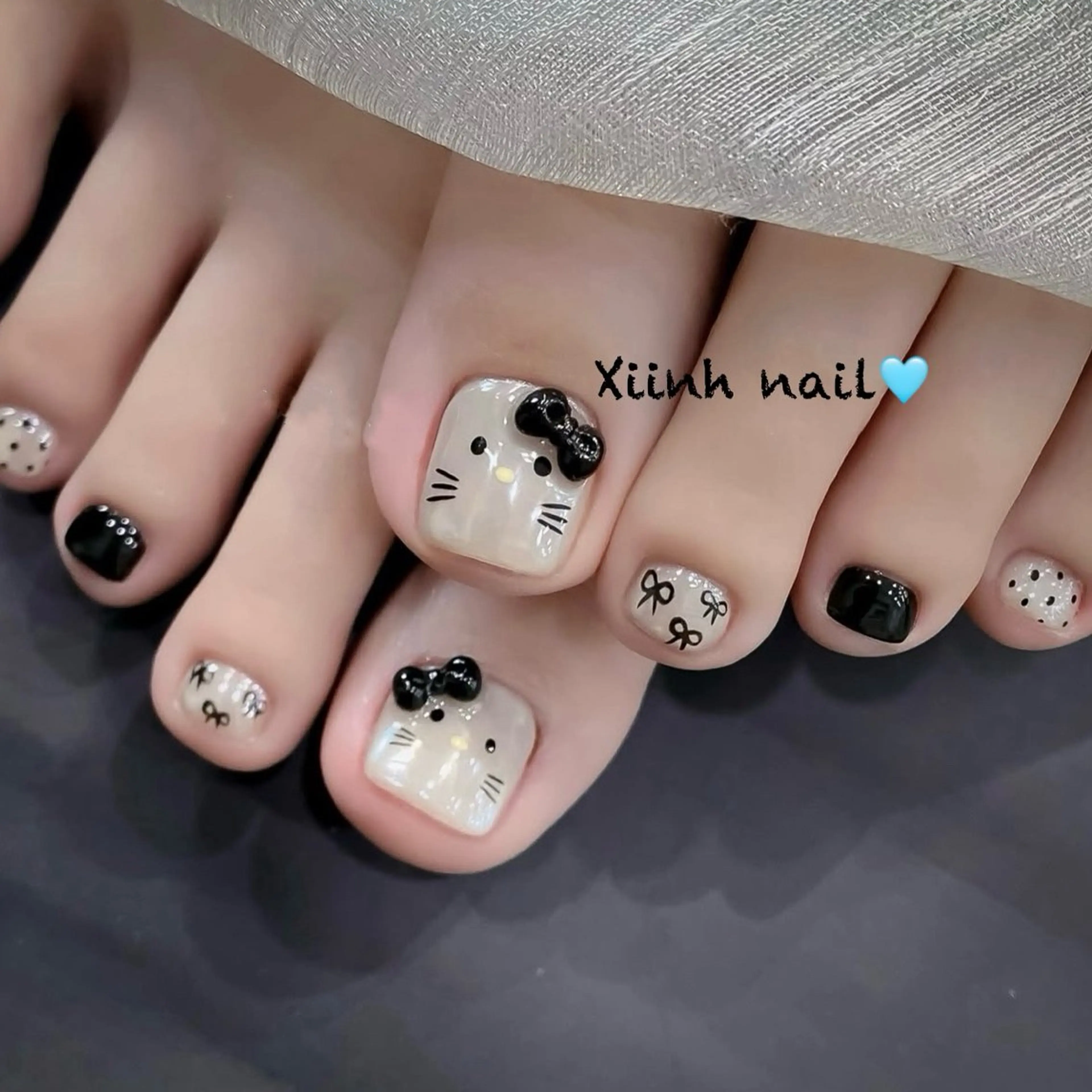 ネイル ブラウン チークネイル 桜ネイル 長さ出し フットネイル フットネイル XIINH NAIL SALONのネイルデザイン